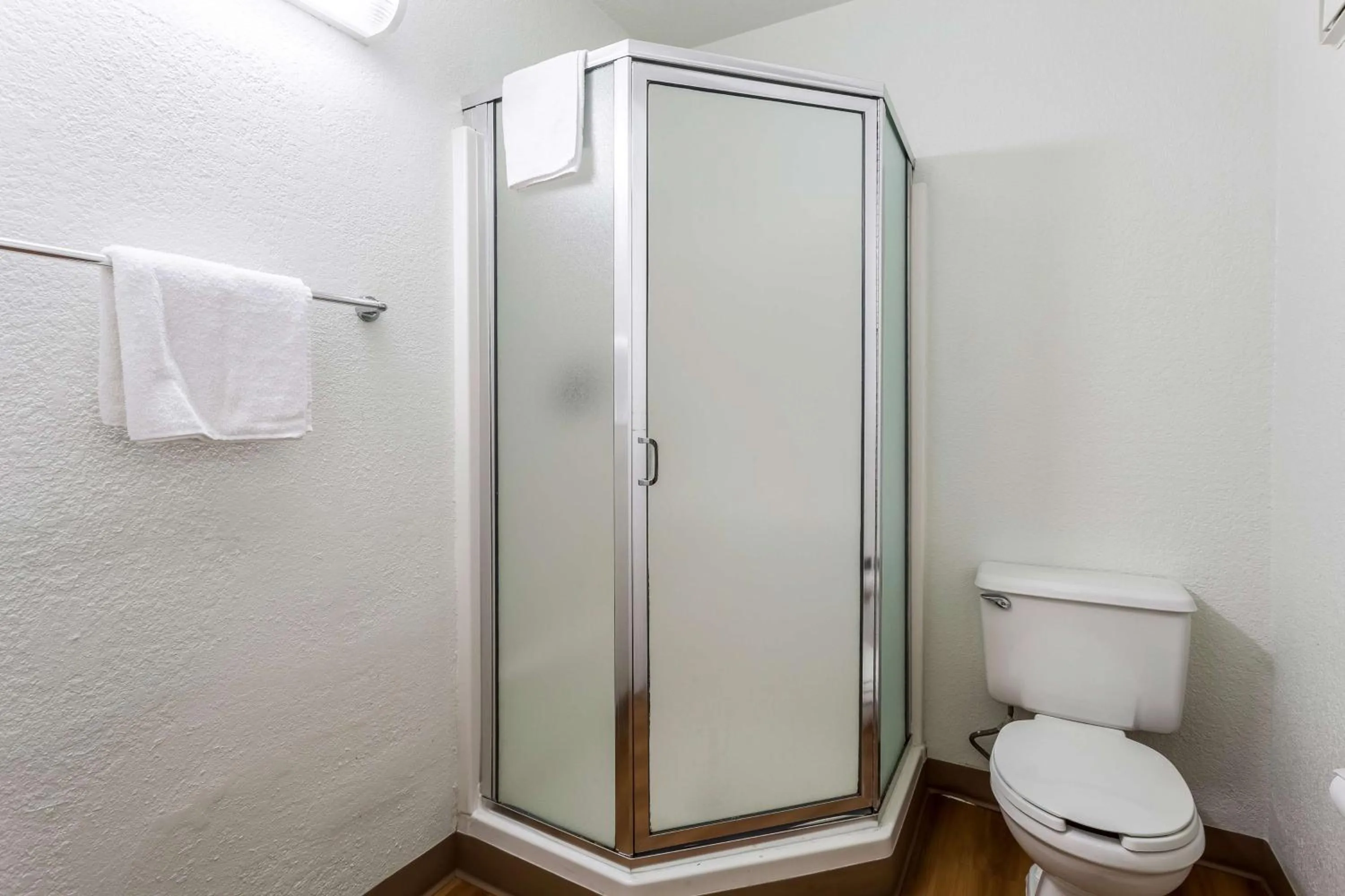 Shower in Motel 6 Sacramento, Ca - Downtown