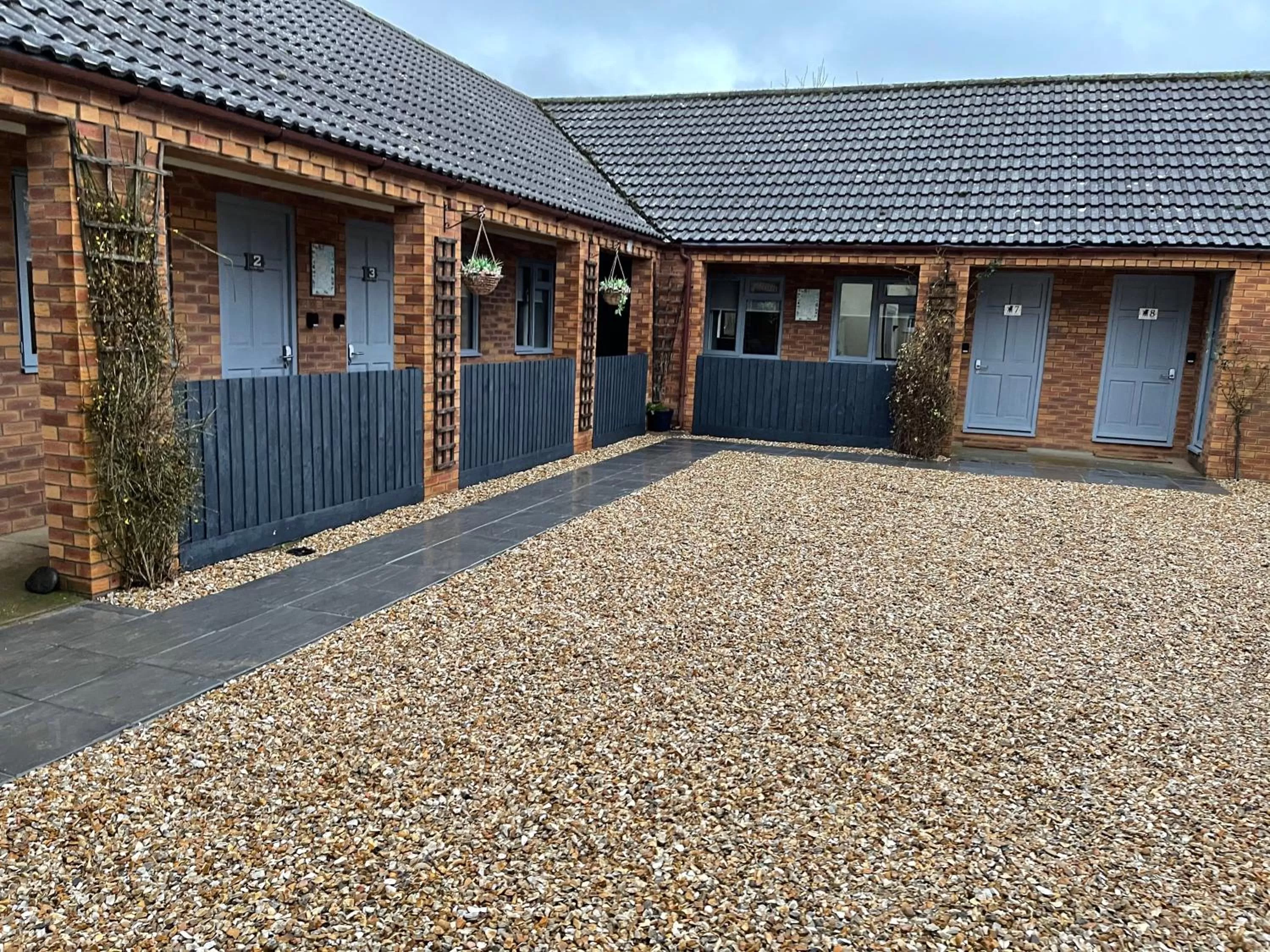 Property building in Village Limits Bed and Breakfast Rooms