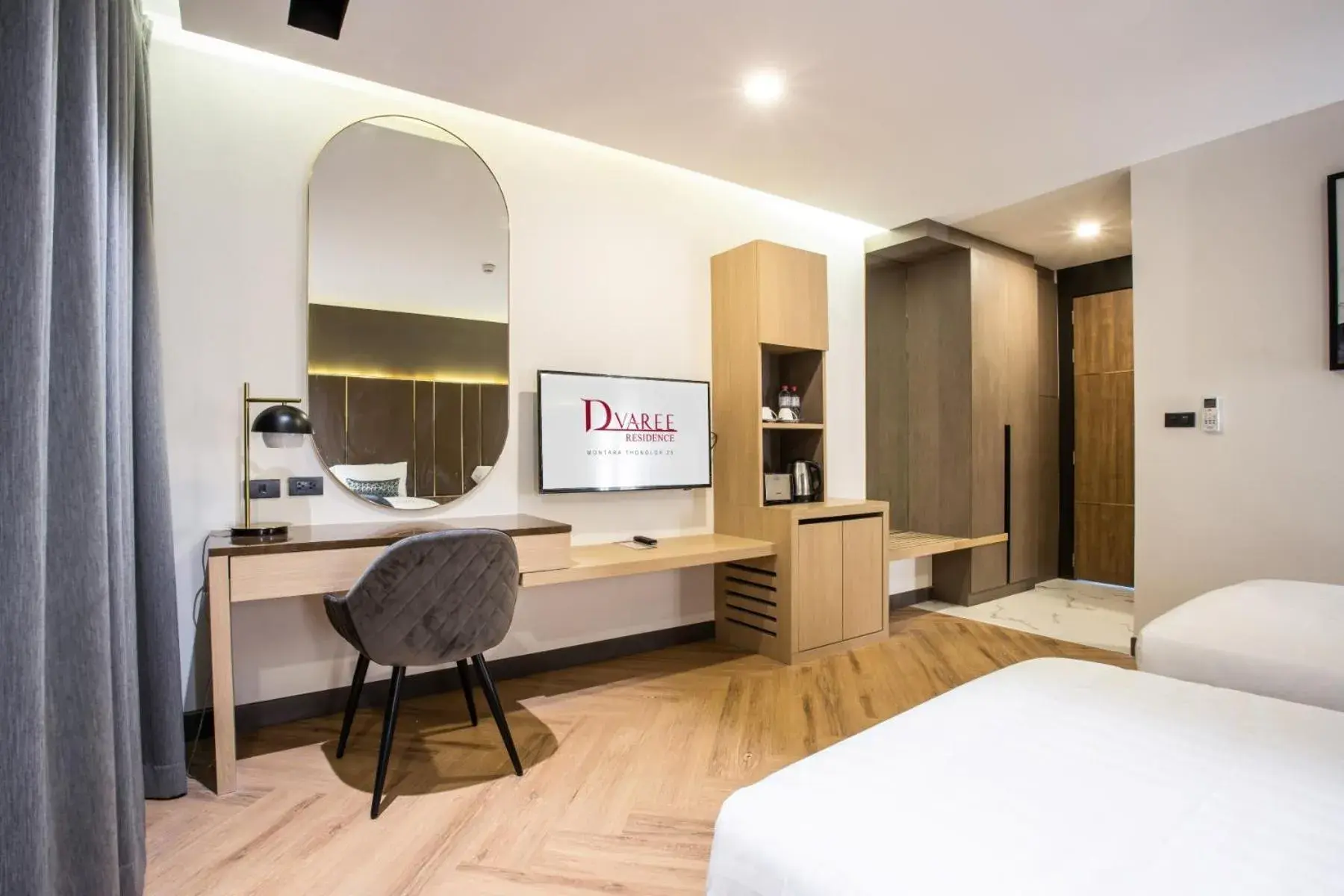 Deluxe Double or Twin Room in D Varee Residence Montara Thonglor 25