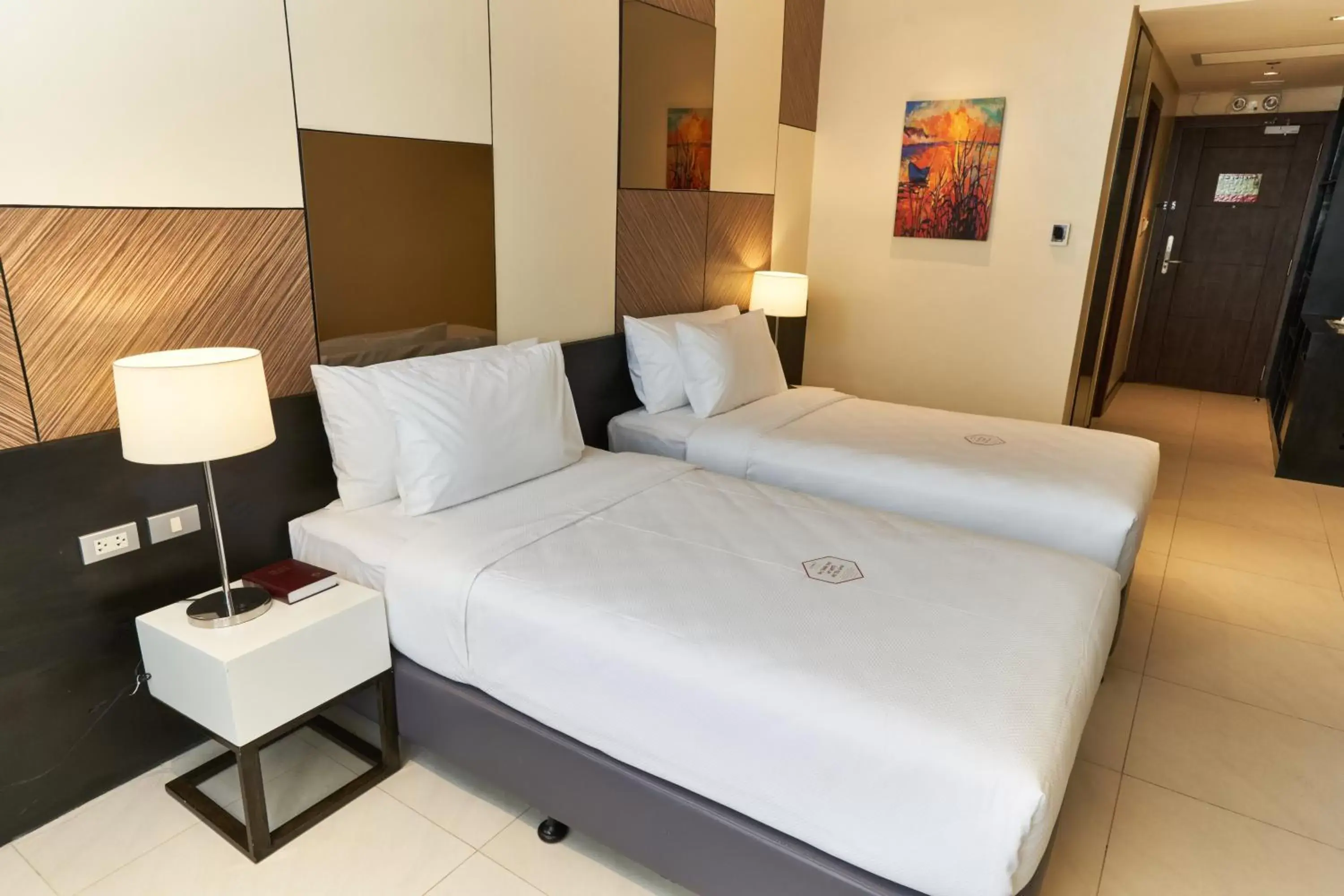 Bed in Summit Hotel Tacloban