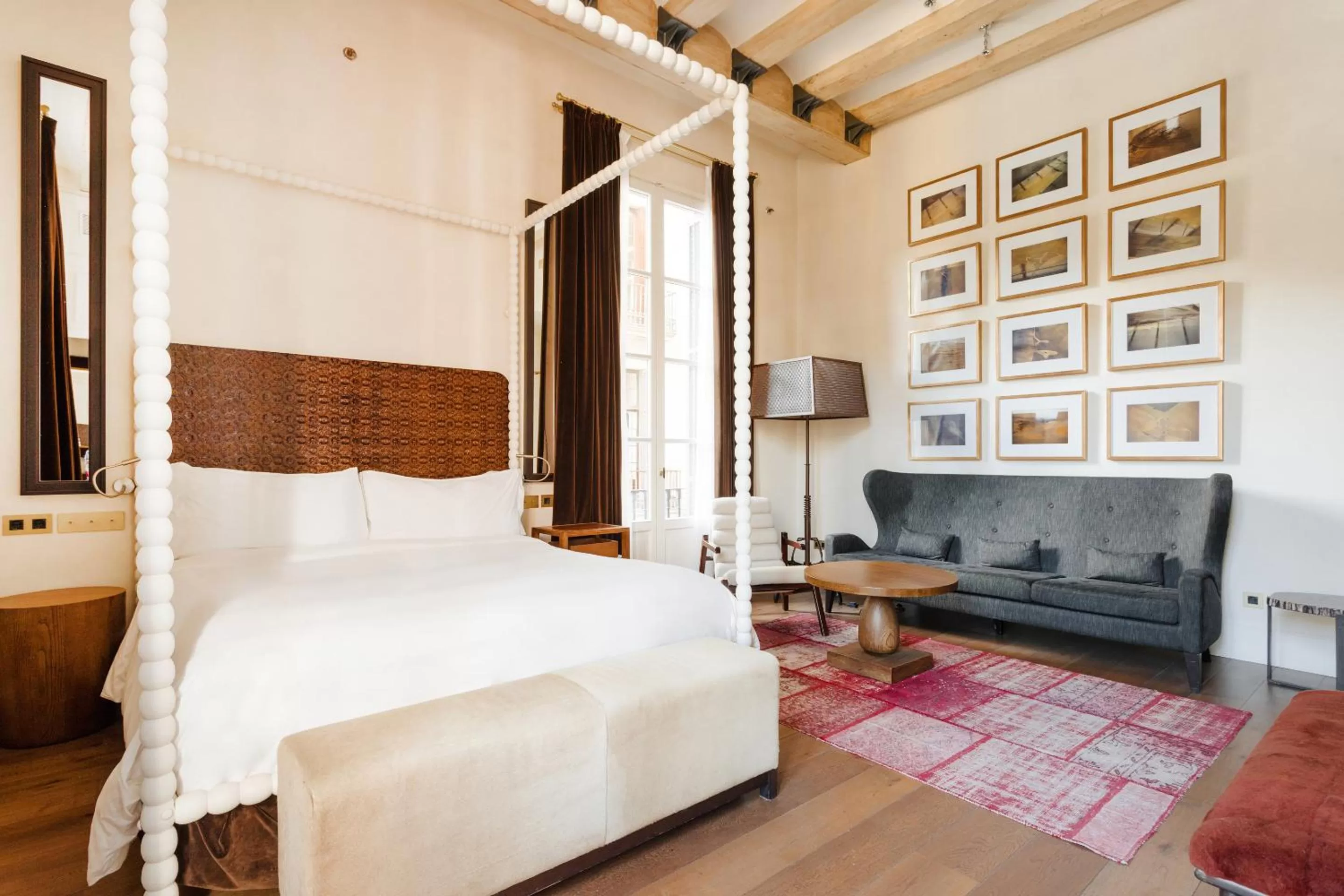 King Suite with Balcony in DO Plaça Reial Hotel Gothic Quarter, Sonder by Marriott Bonvoy