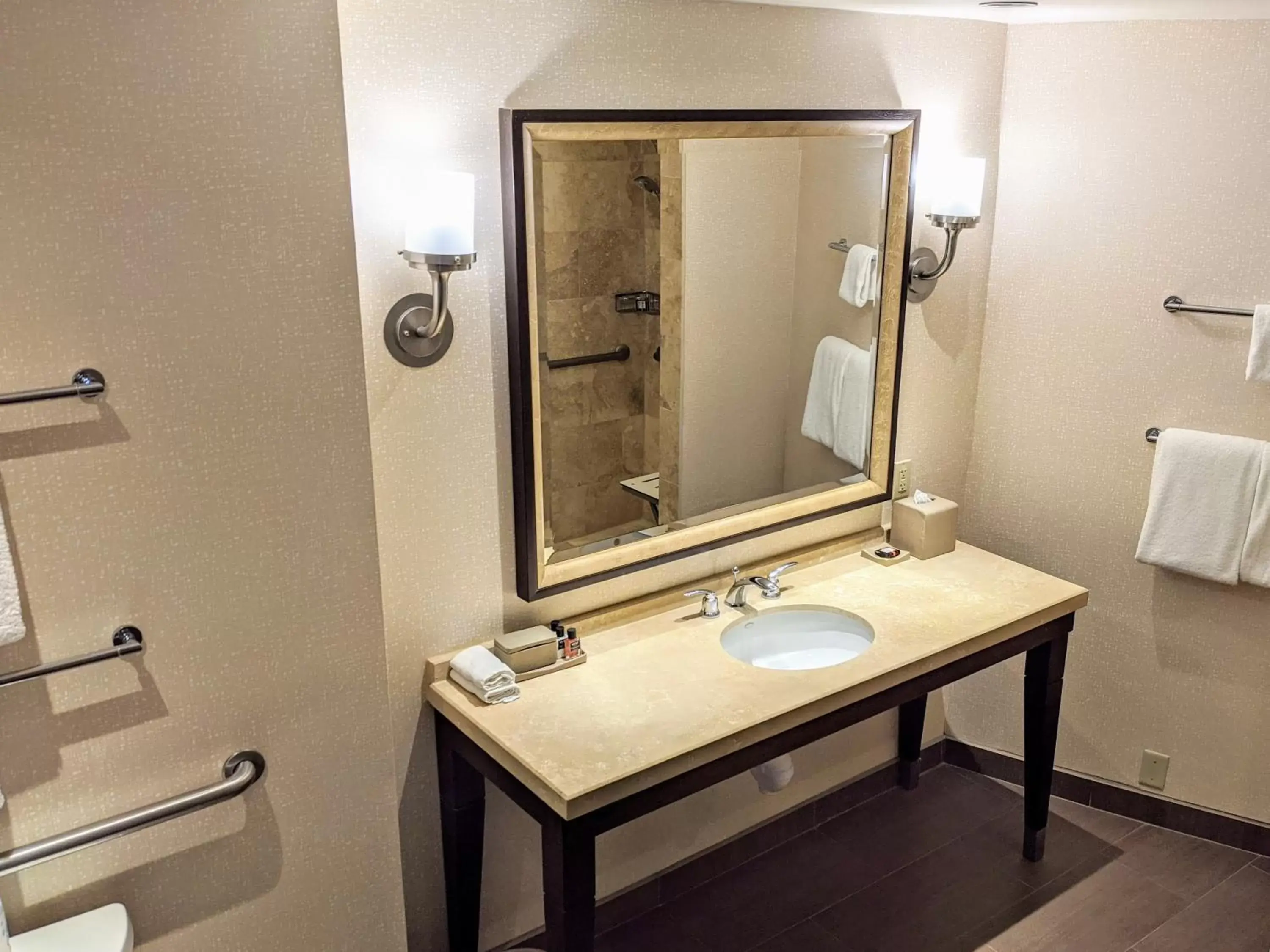 Bathroom in Omni Tucson National Resort