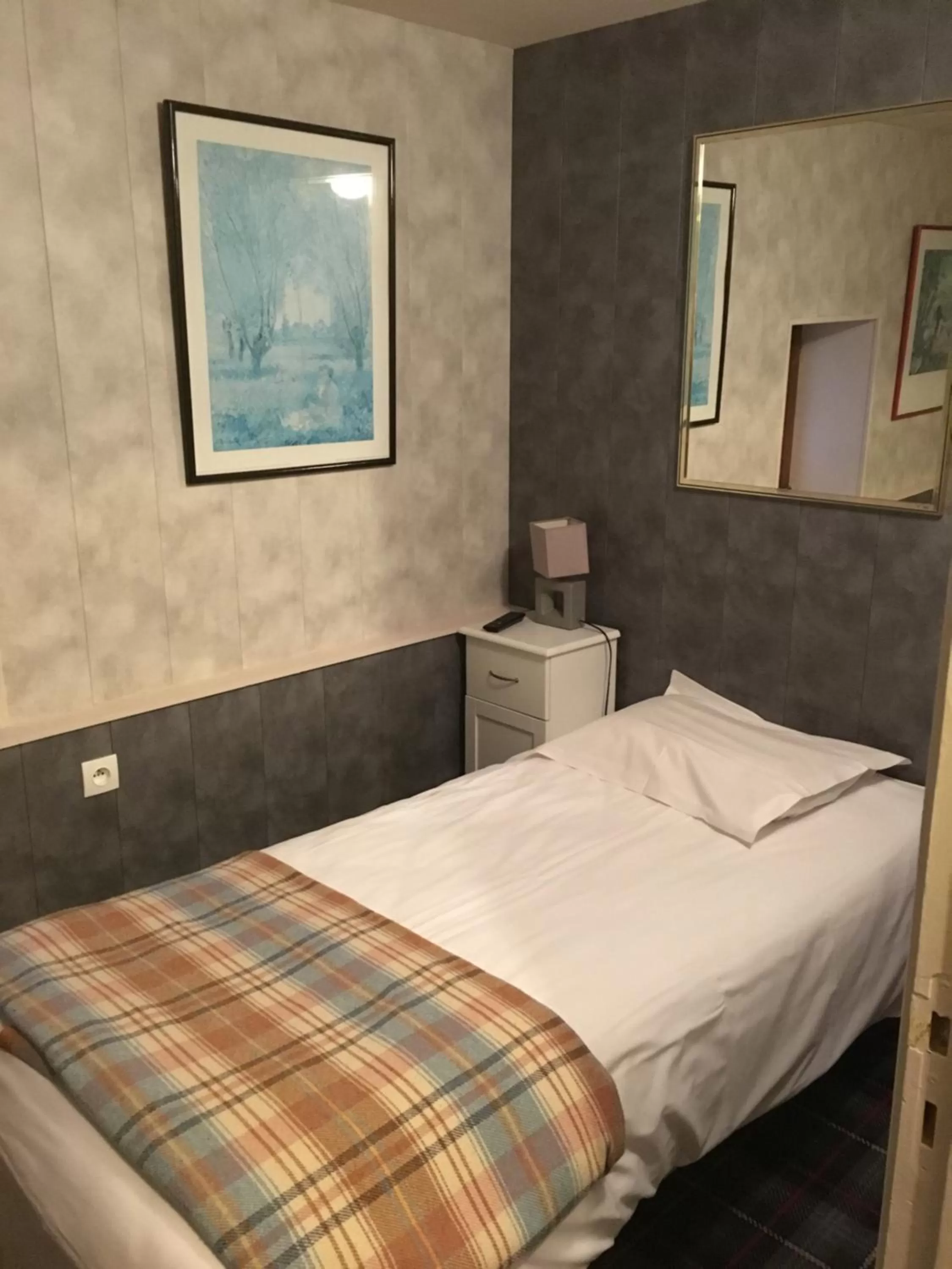 Bed in Hotel du Rempart