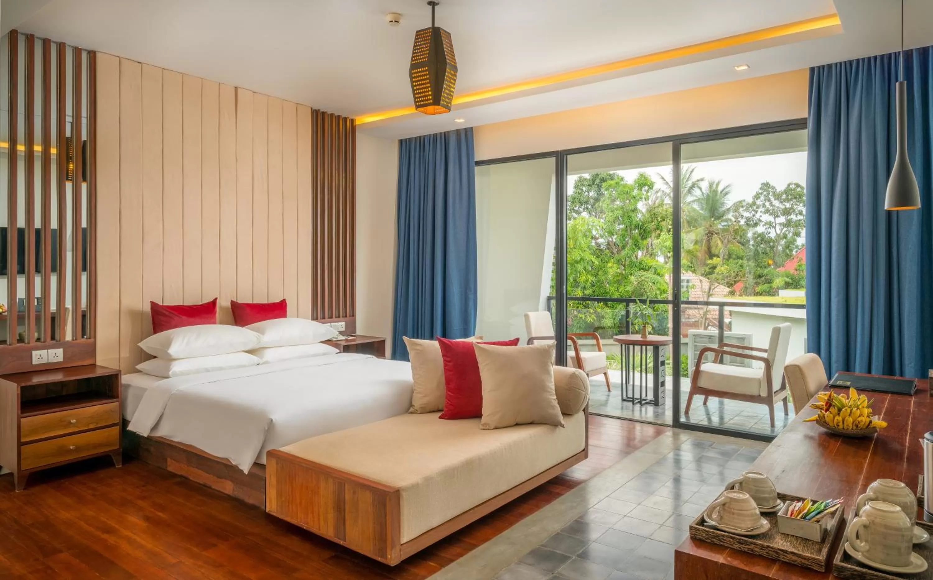 Balcony/Terrace, Bed in Metta Residence & Spa