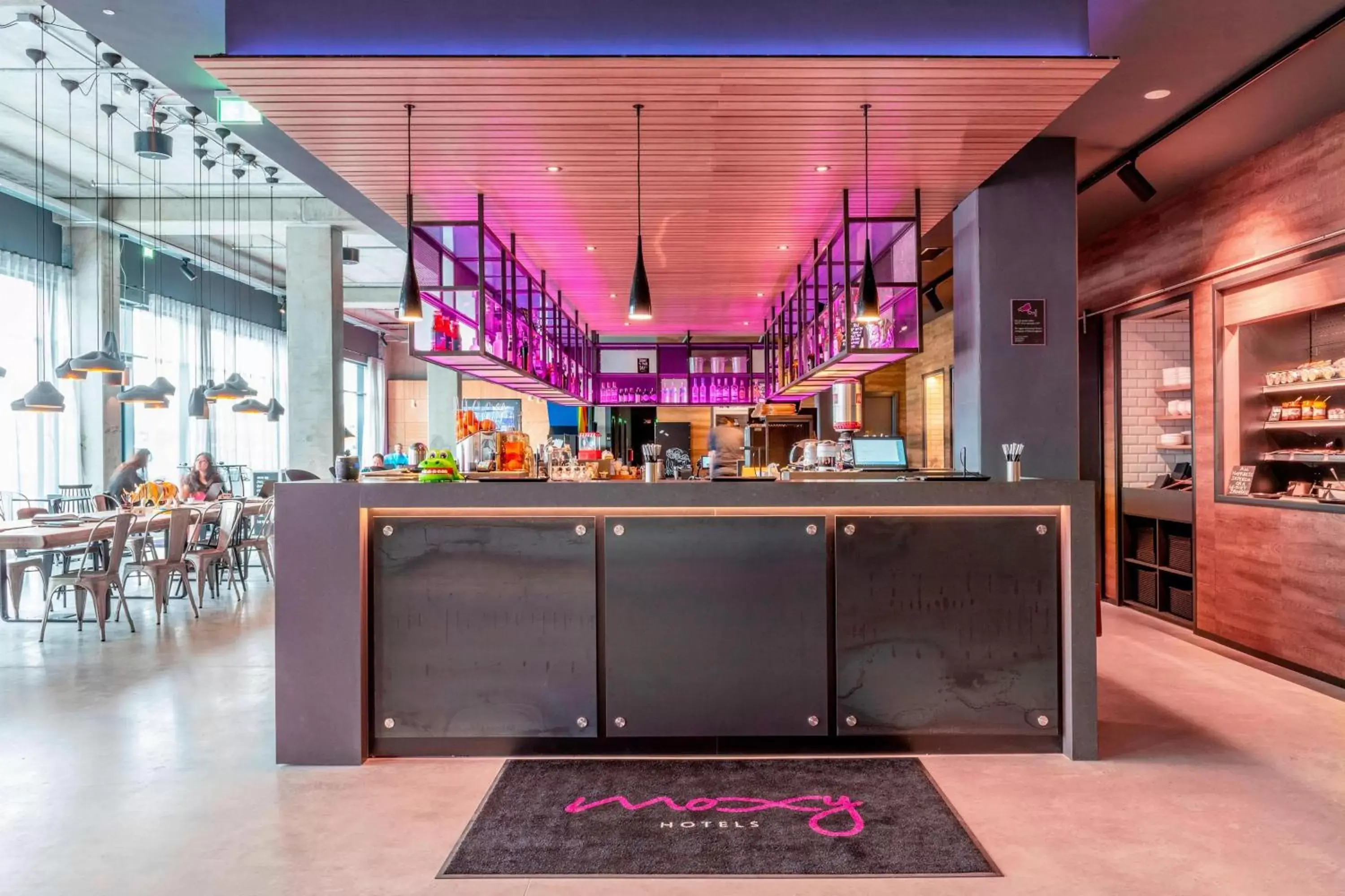 Lobby or reception in Moxy Milan Linate Airport