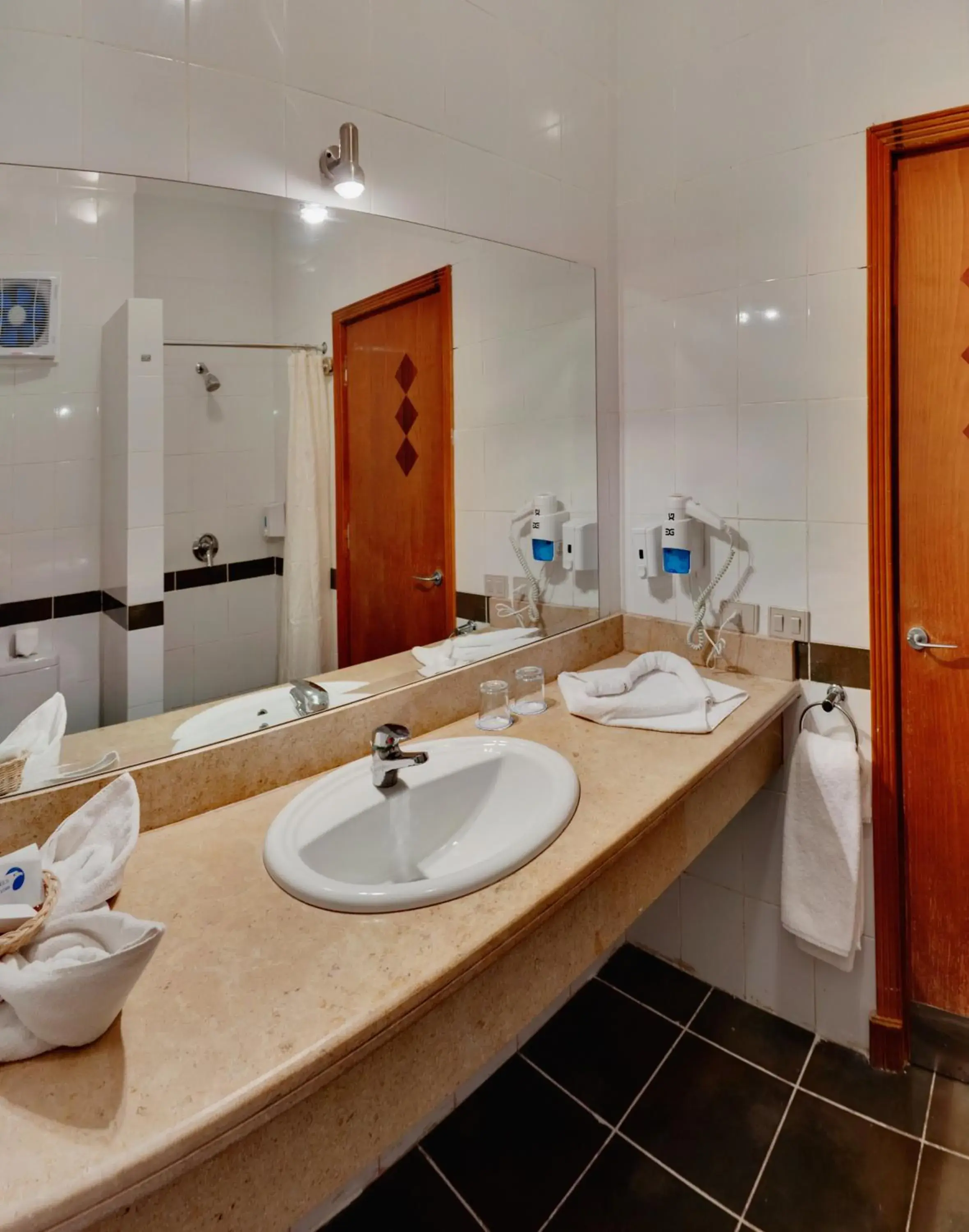 Bathroom in Falcon Naama Star Hotel