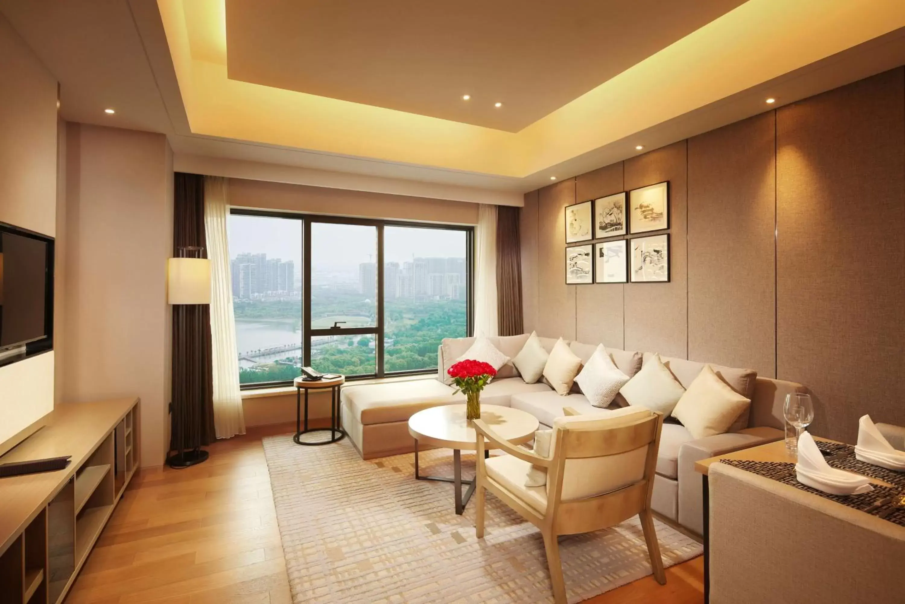 Bedroom, Seating Area in Hilton Suzhou