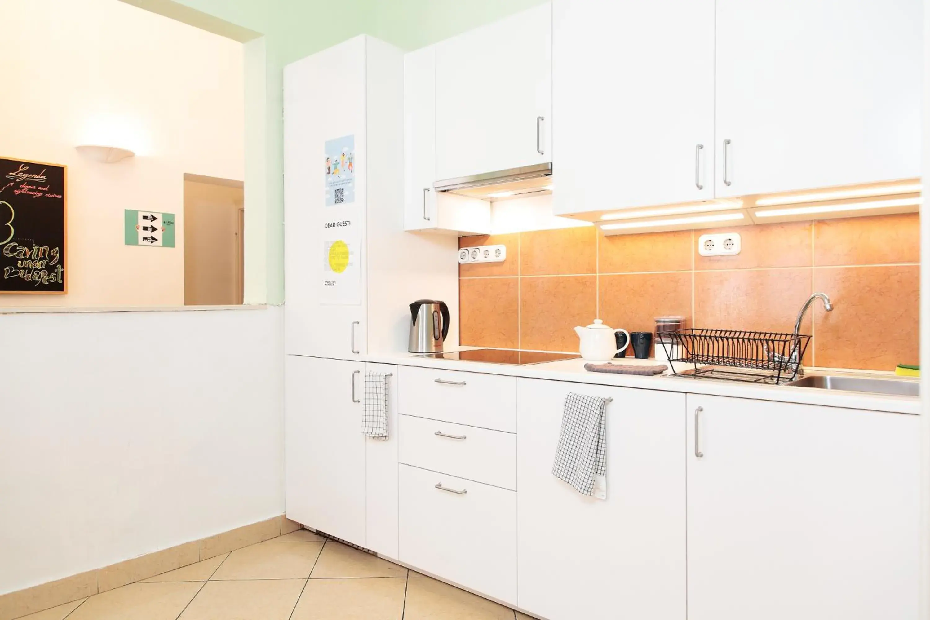 Kitchen or kitchenette, Kitchen/Kitchenette in Maverick Hostel & Ensuites