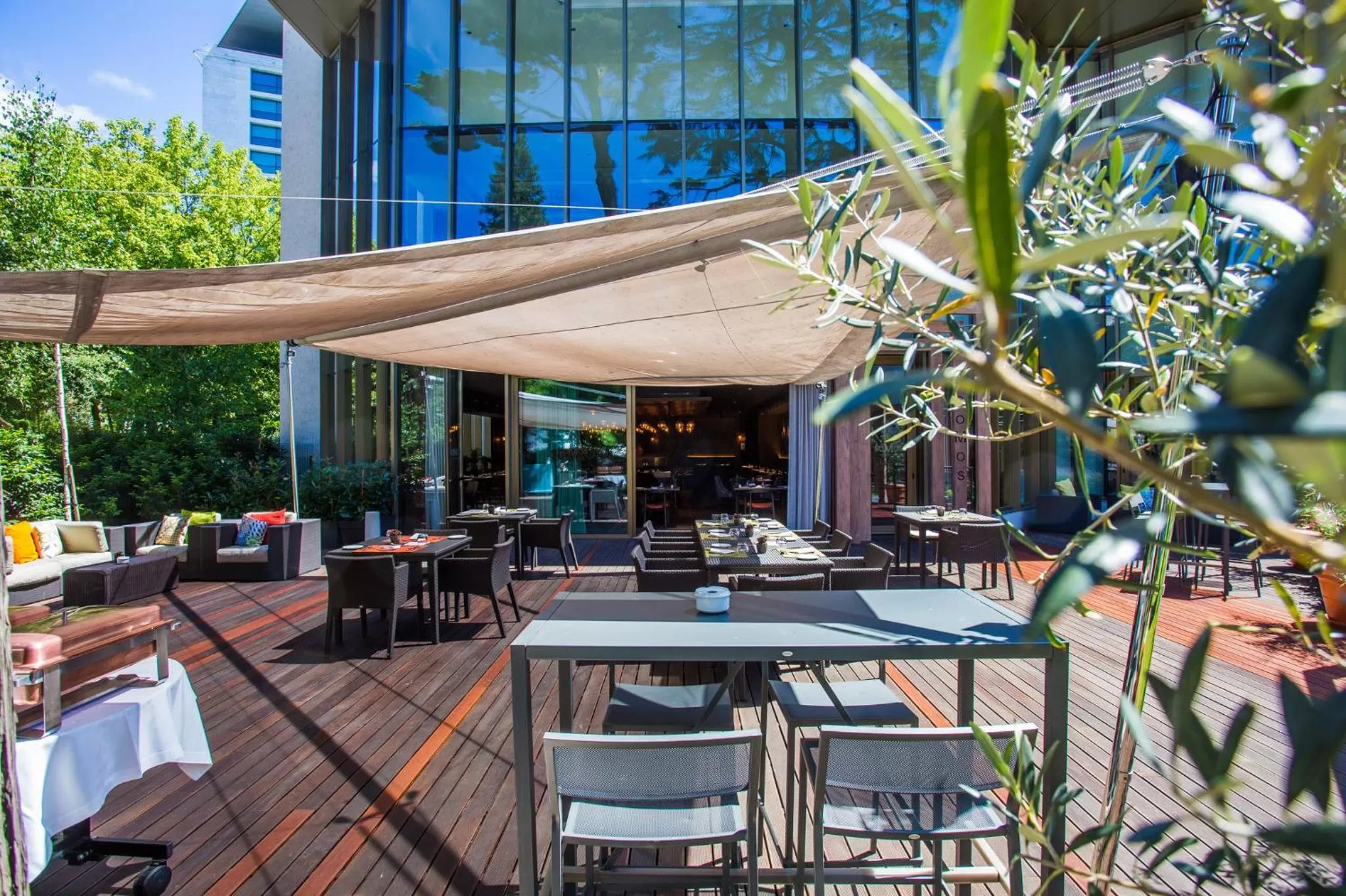 Restaurant/places to eat in Crowne Plaza Porto by IHG