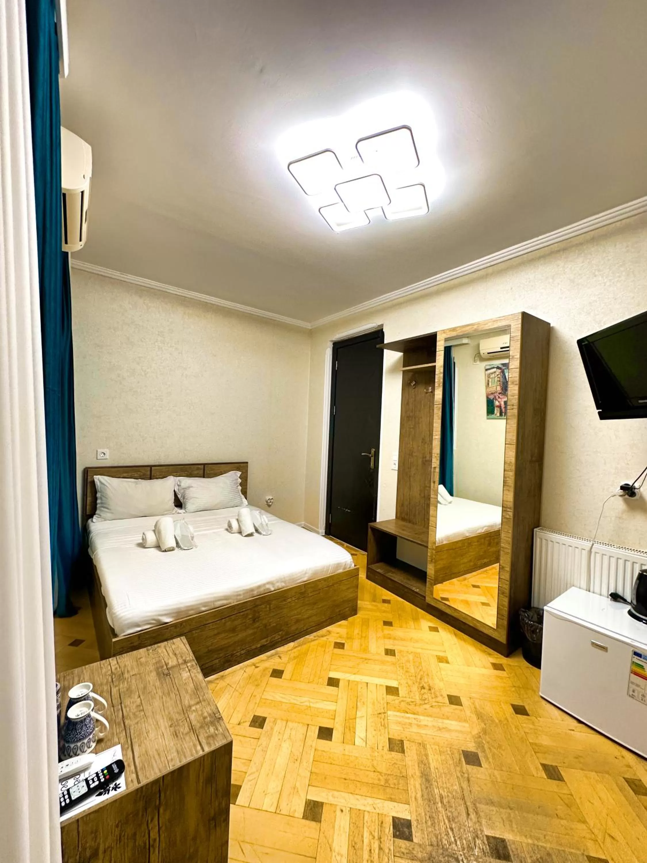 Bedroom, Bed in Metekhi View Hotel