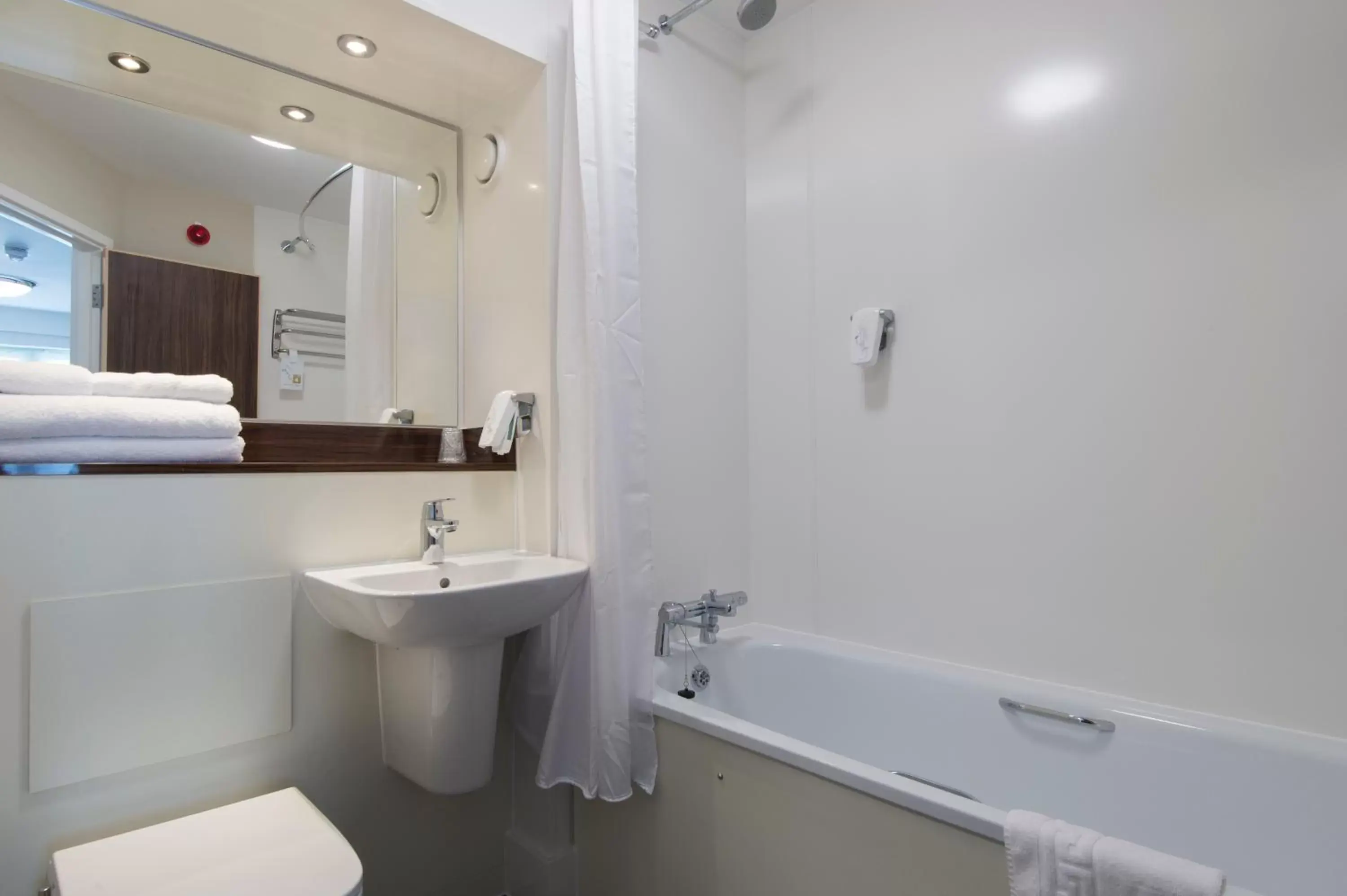 Bathroom in Kings Chamber, Doncaster by Marston's Inns