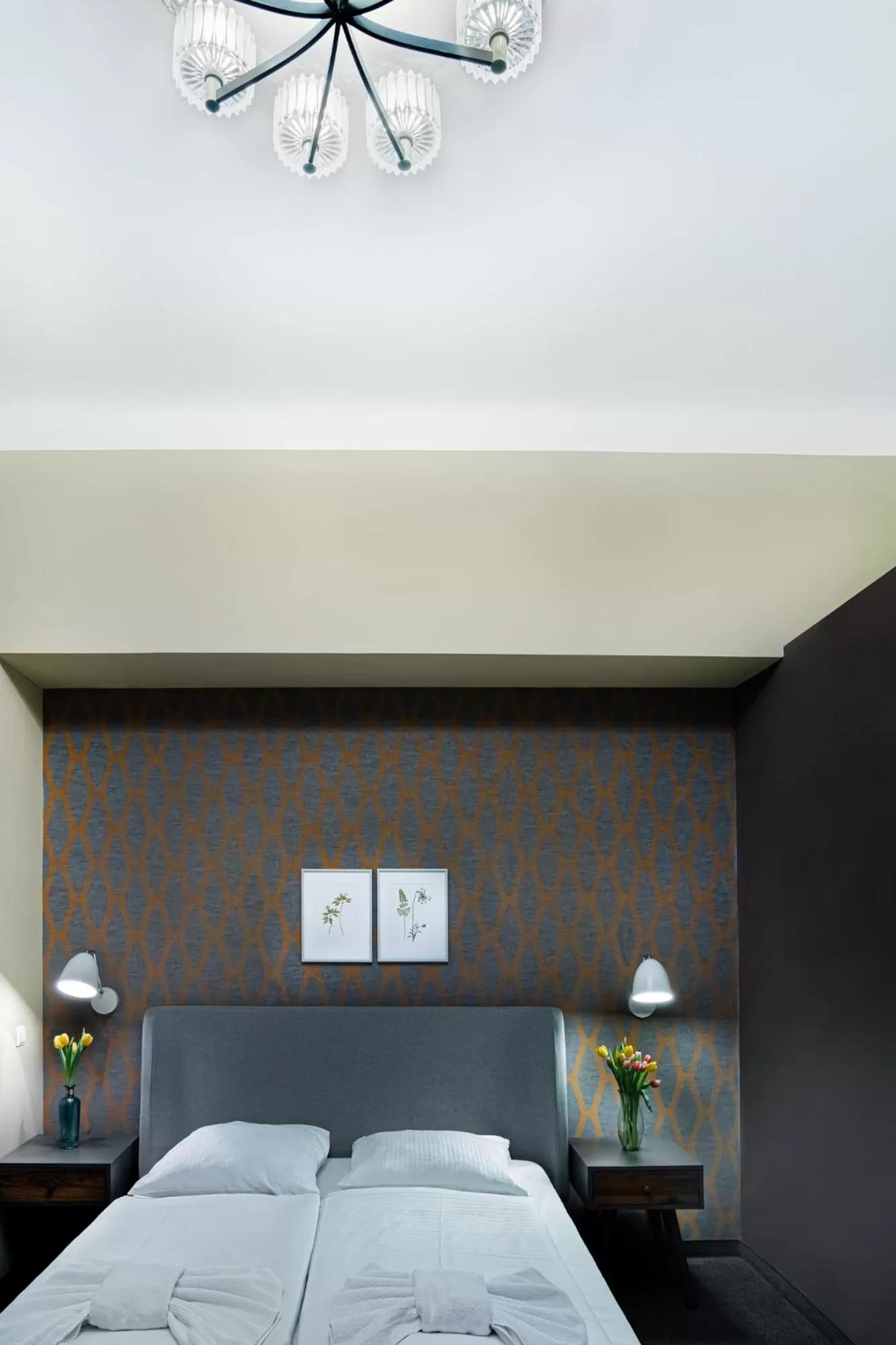 Decorative detail, Bed in Hotel BELLEVUE am Kurfürstendamm