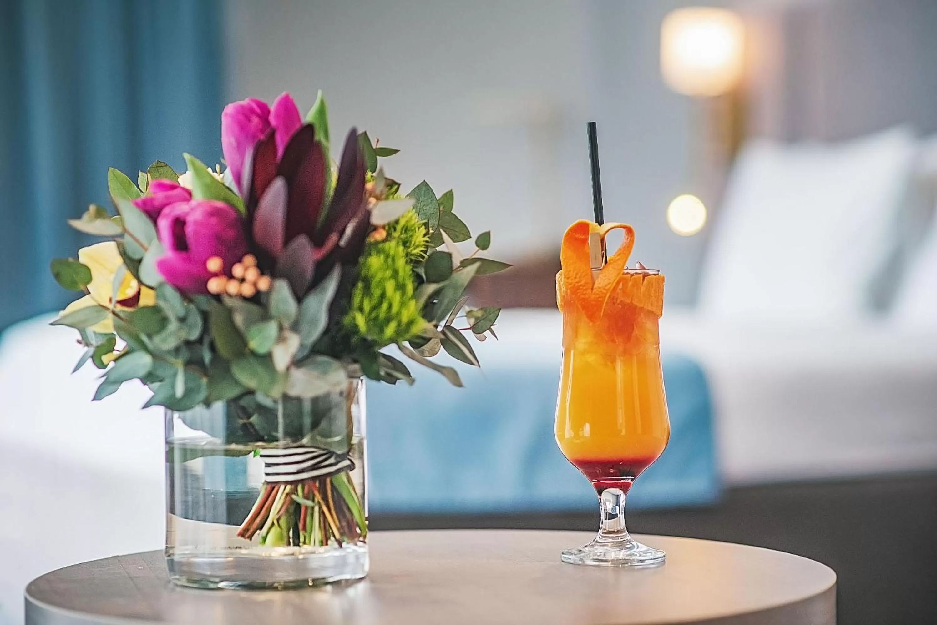 Food and drinks, Bed in Meta Business Hotel By King David