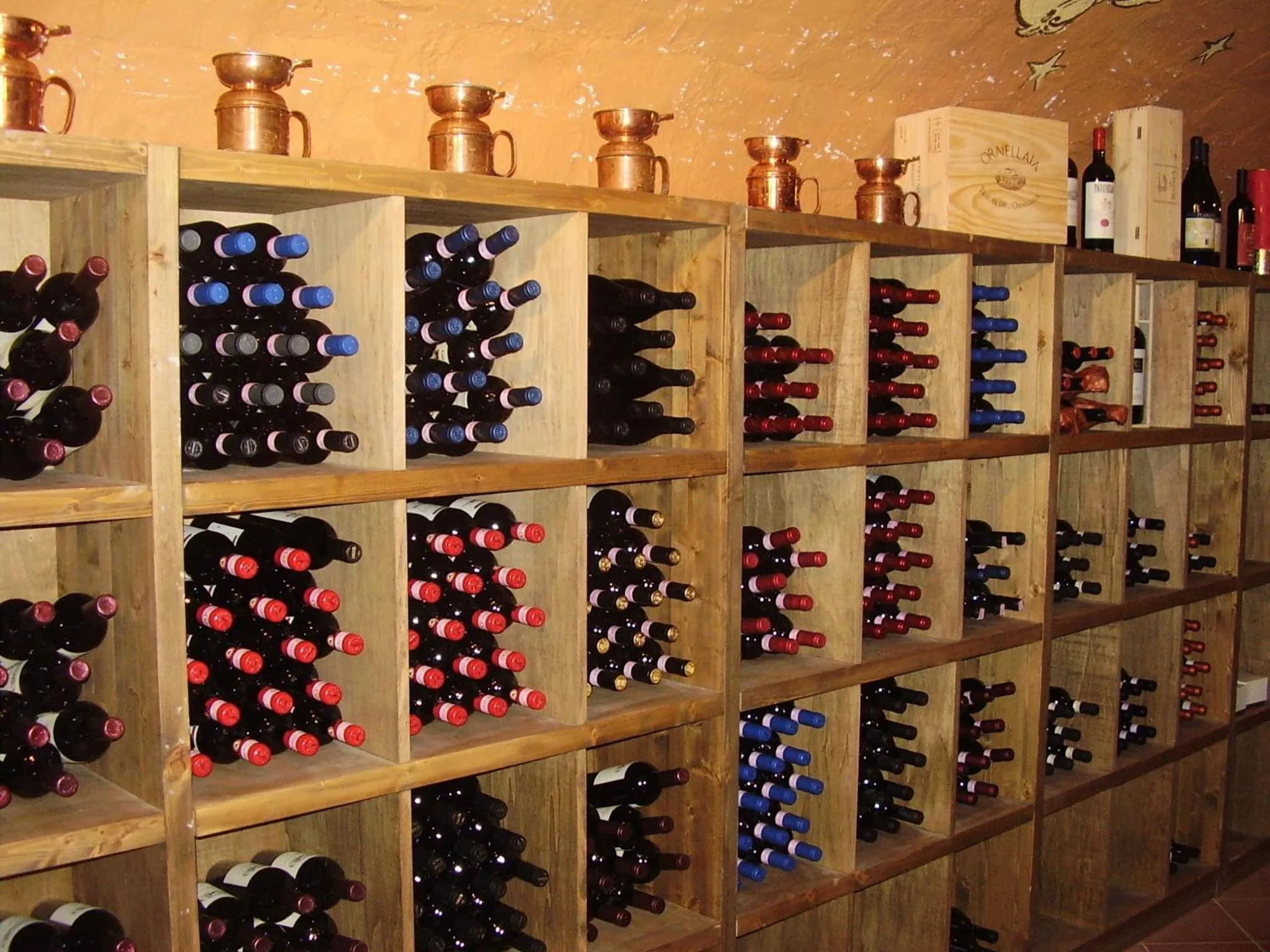 Restaurant/places to eat in Villa Pitiana