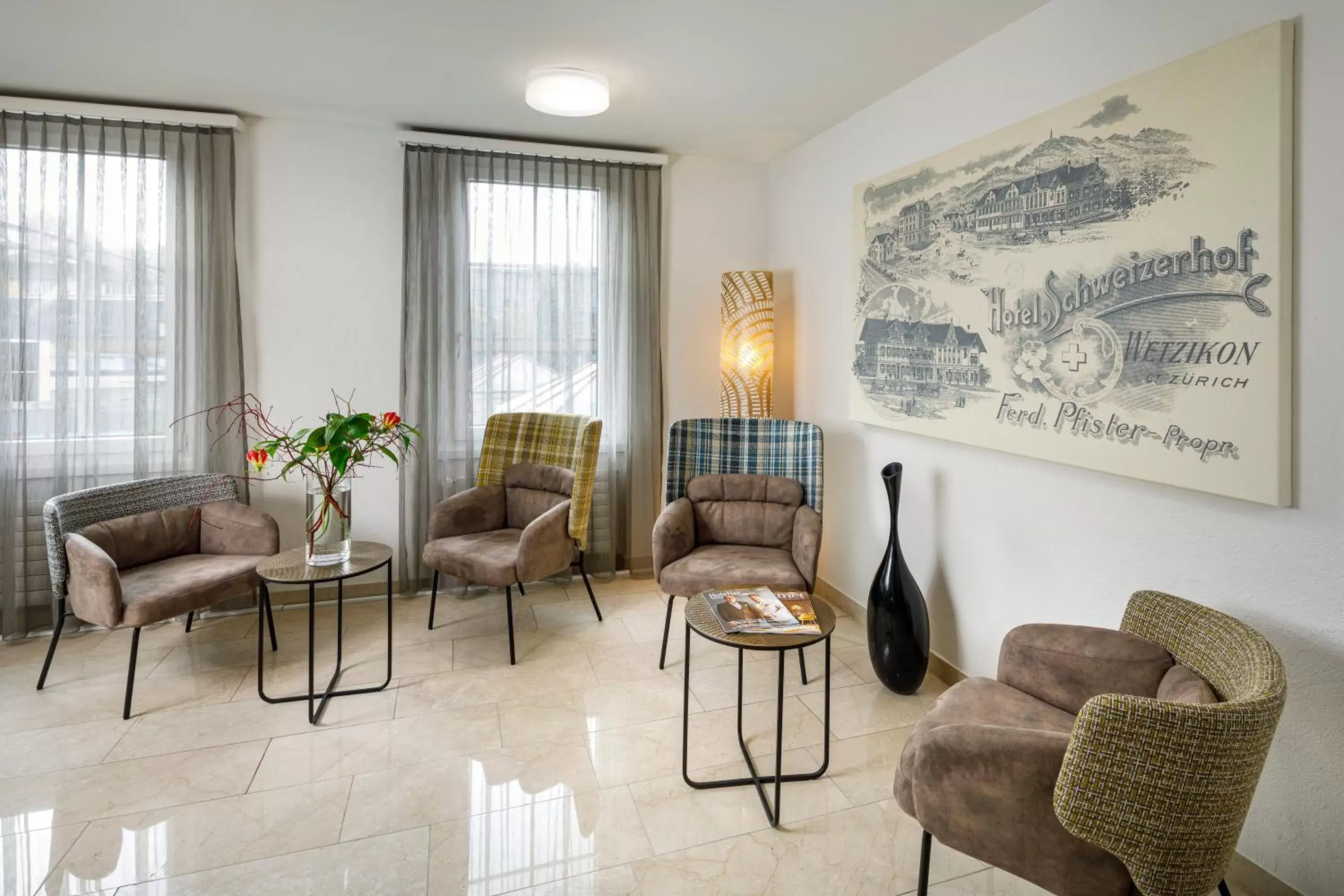 Lounge or bar, Seating Area in Hotel Schweizerhof