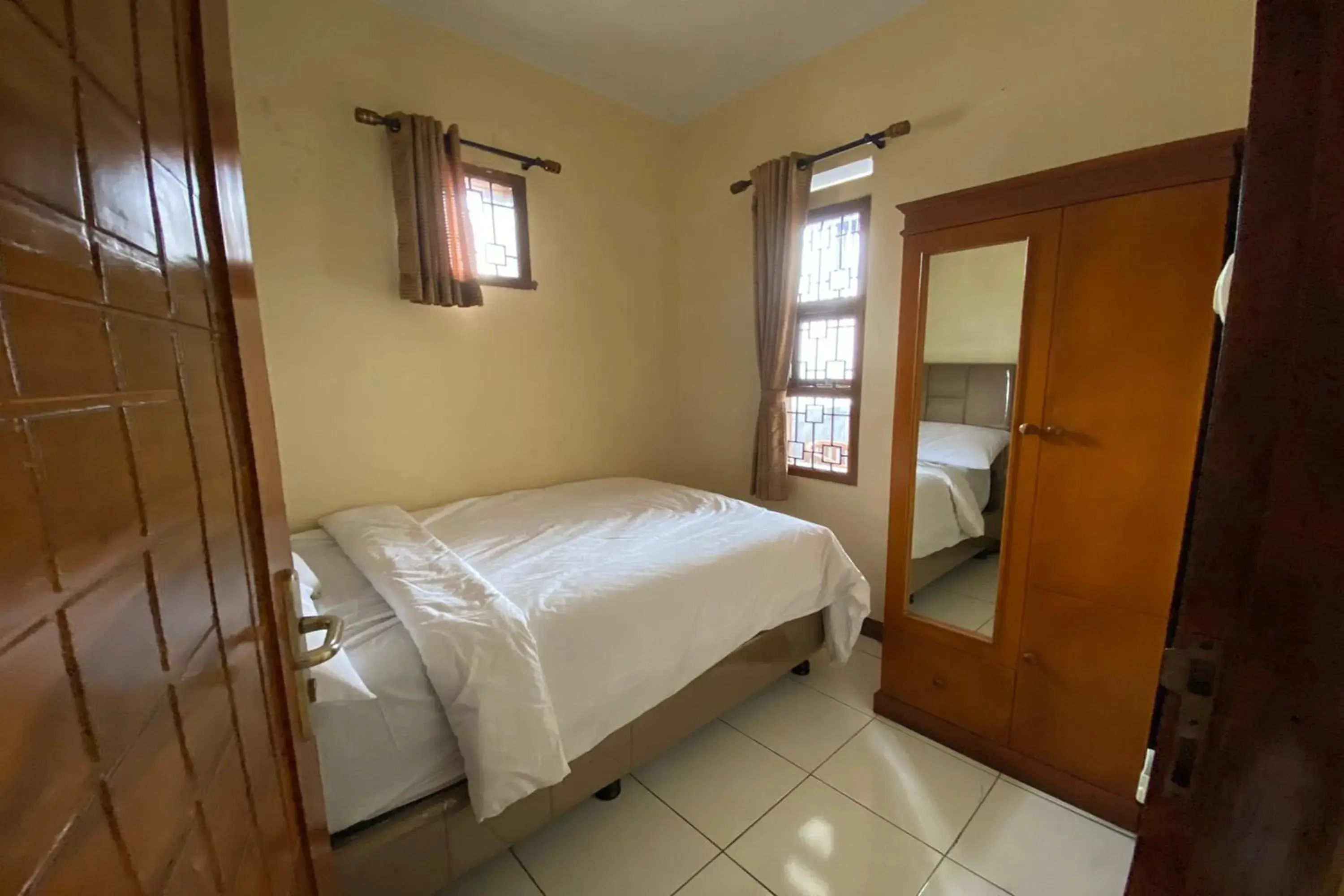 Bed in Villa Buana Graha Syariah