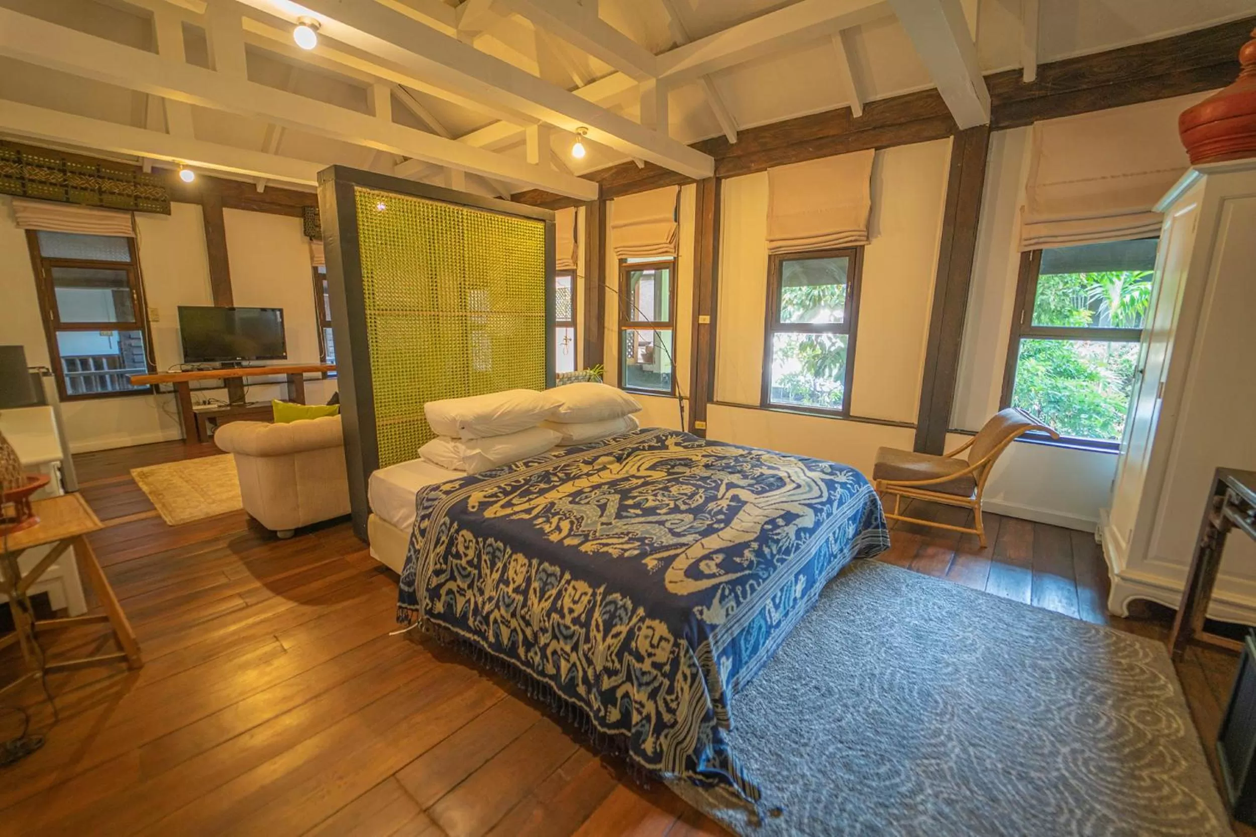 Photo of the whole room, Bed in Baan Suan Residence เฮือนพักบ้านสวน