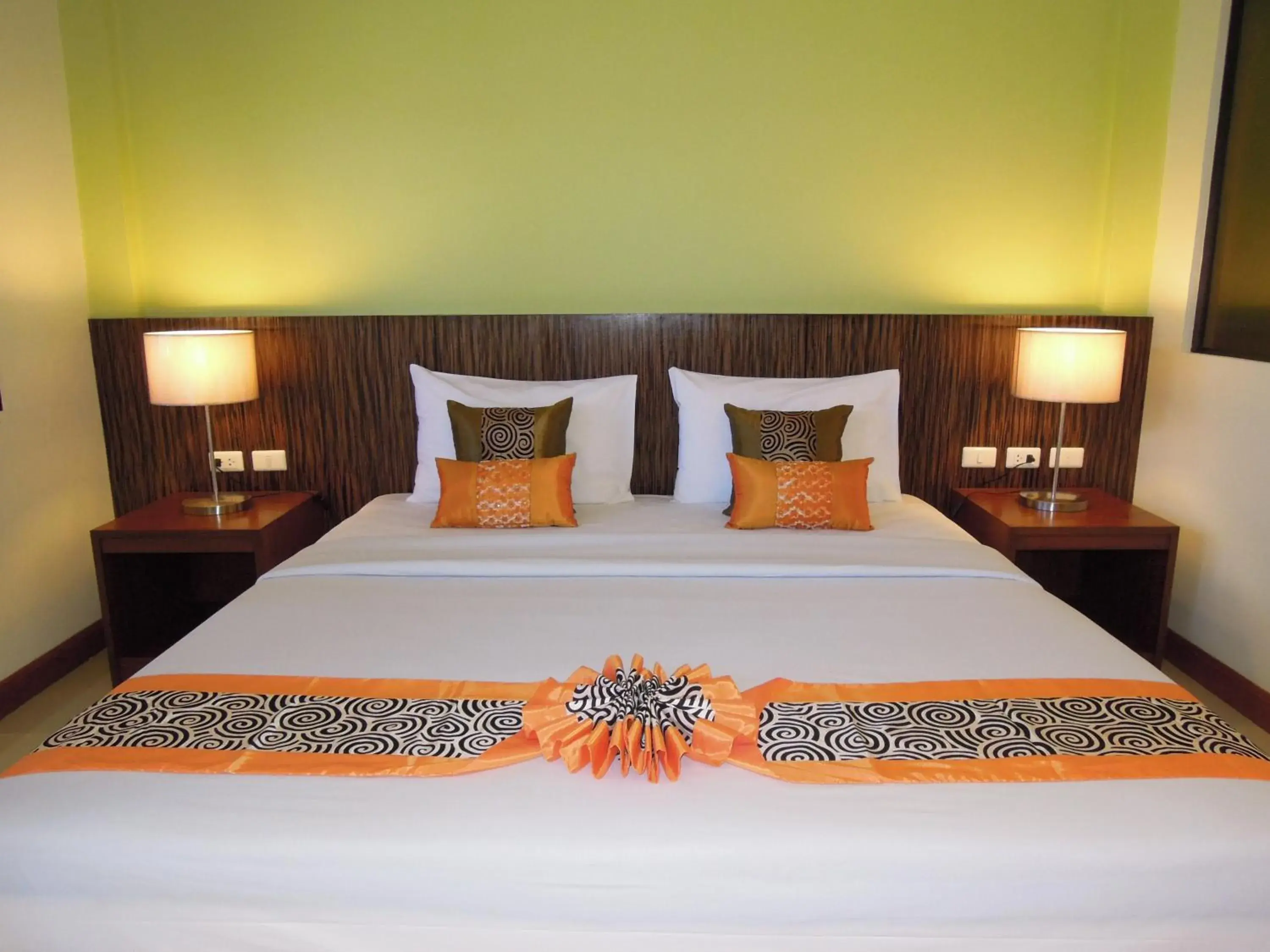 Superior Double Room in PS 2 Resort Phuket Patong - SHA Plus Superior Double Room in PS 2 Resort Phuket Patong - SHA Plus