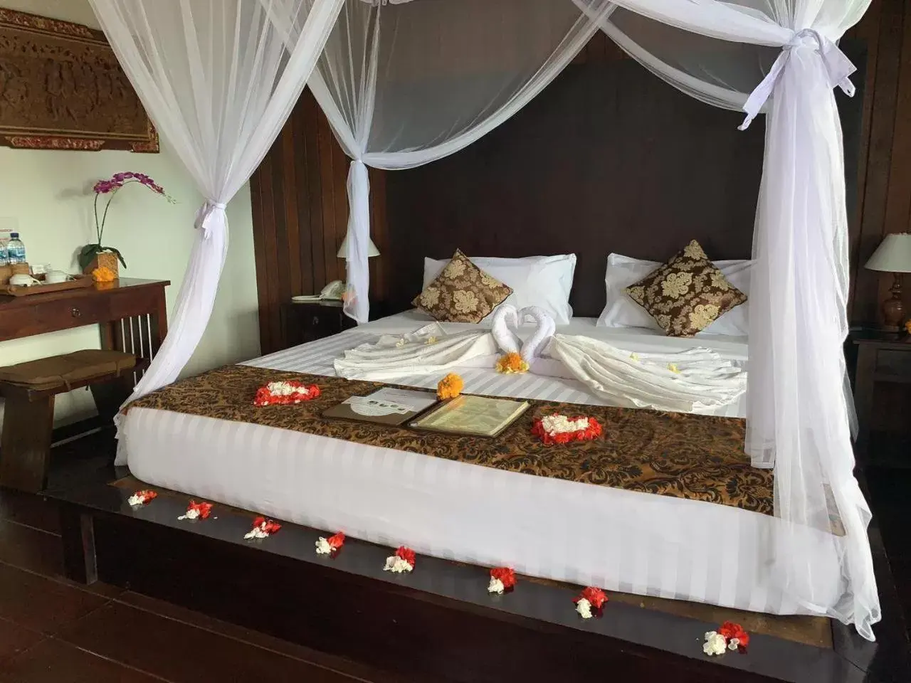 Bedroom, Bed in Saren Indah Hotel - CHSE Certified