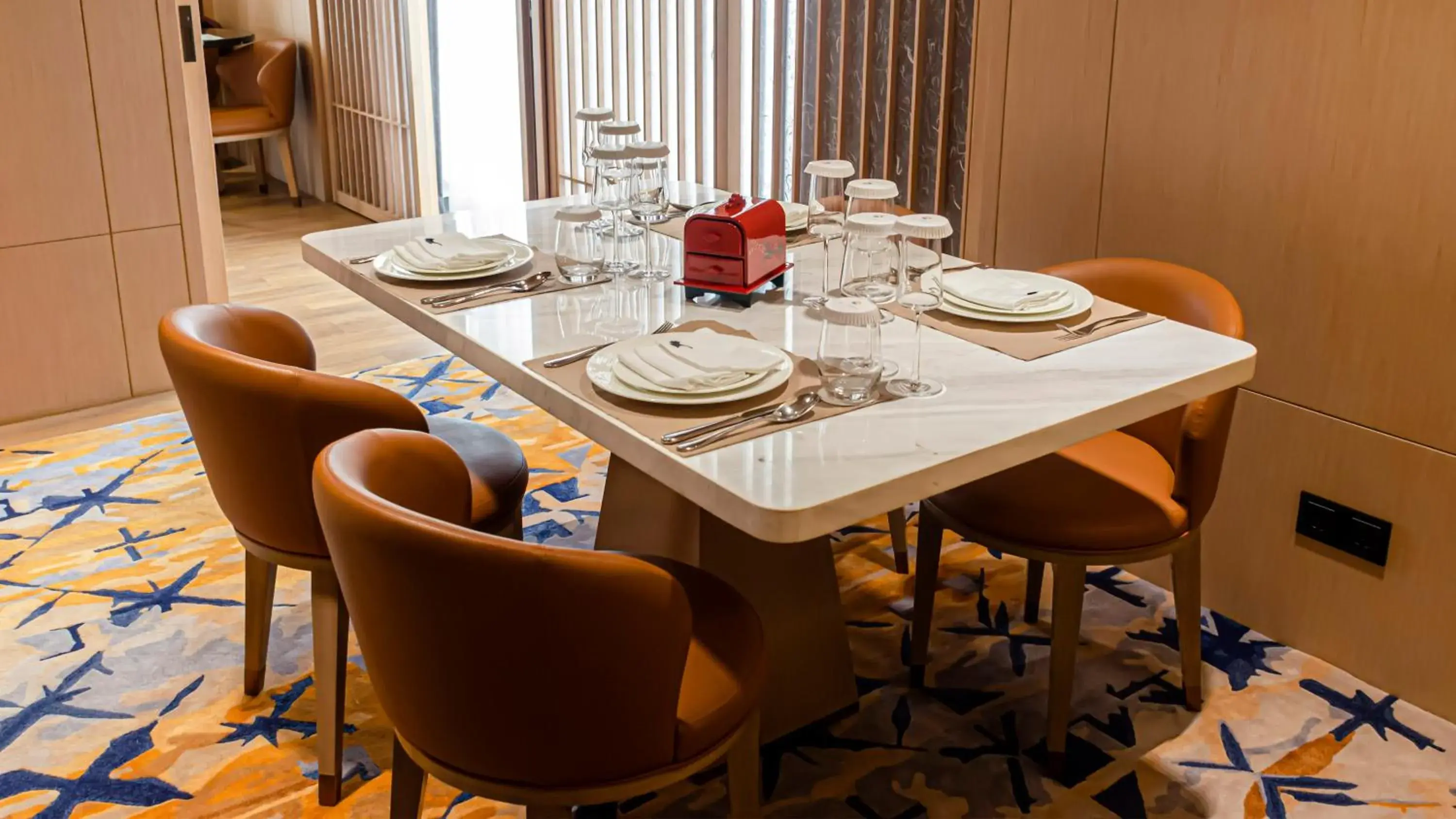 Dining area, Restaurant/Places to Eat in Hotel Okura Manila