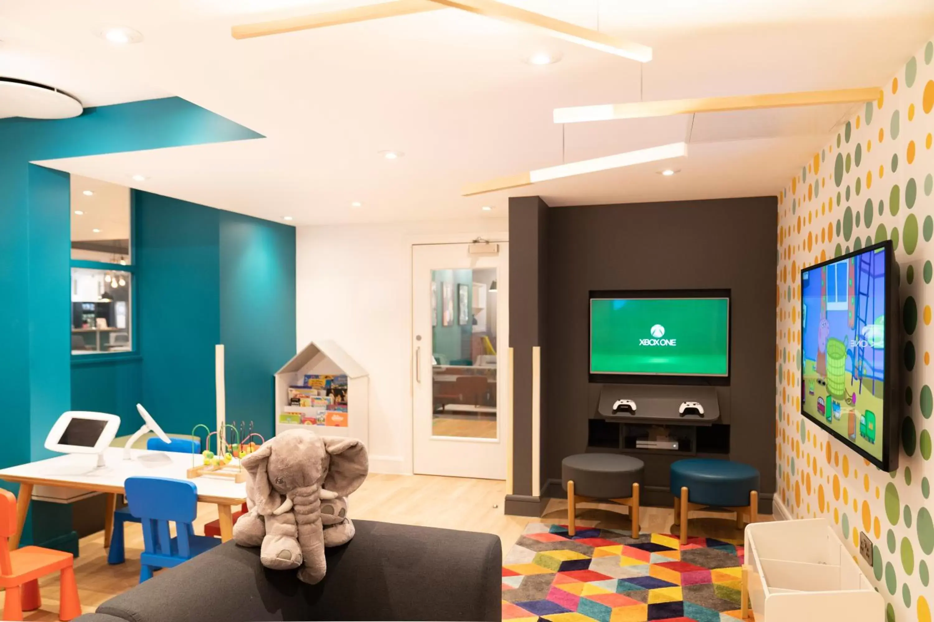 Kids's club, Seating Area in Holiday Inn Southampton Eastleigh, an IHG Hotel
