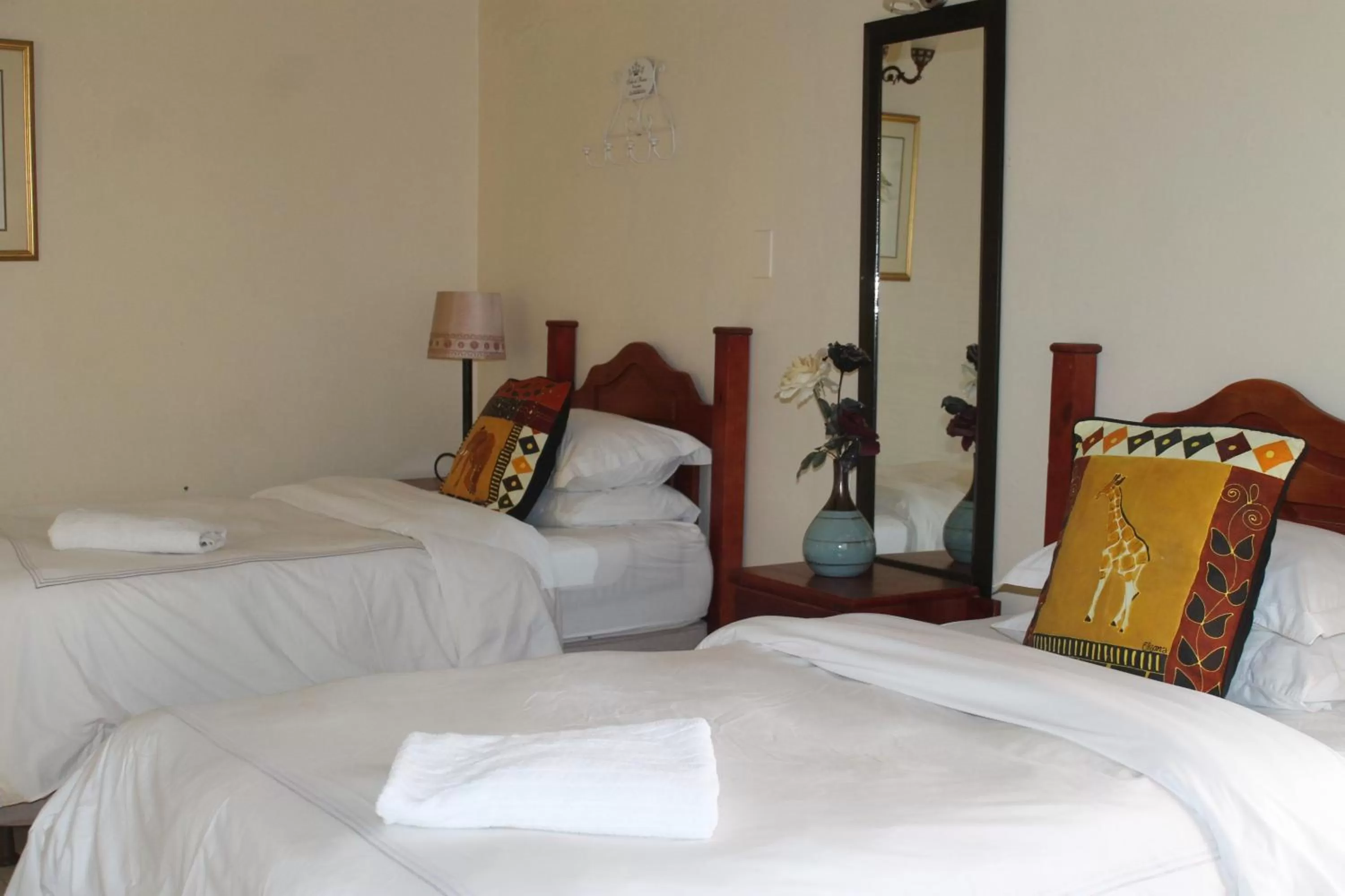 Bed in Blue Diamond Lodge & Spa