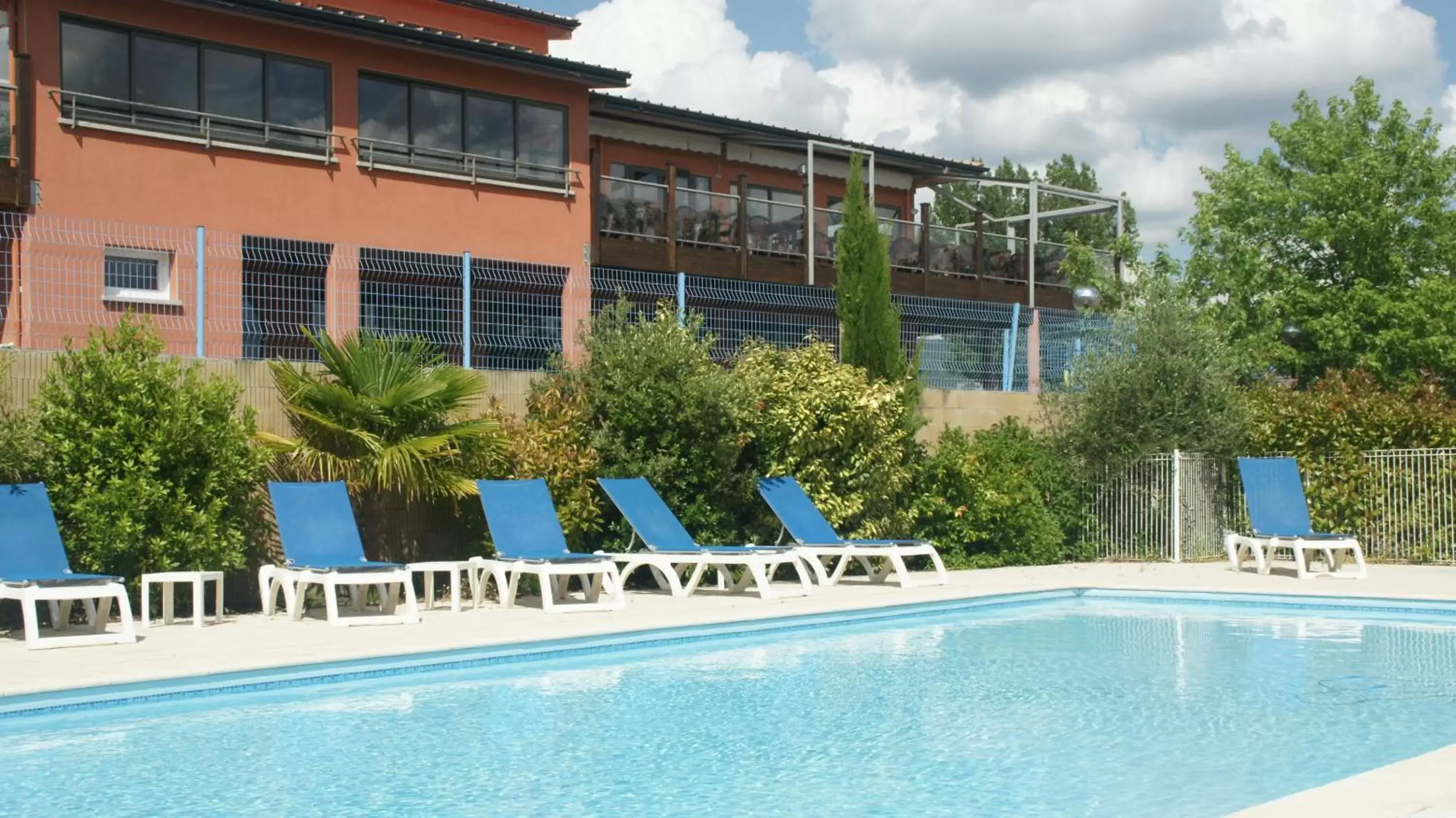 Property building, Swimming Pool in ibis Budget Millau Viaduc