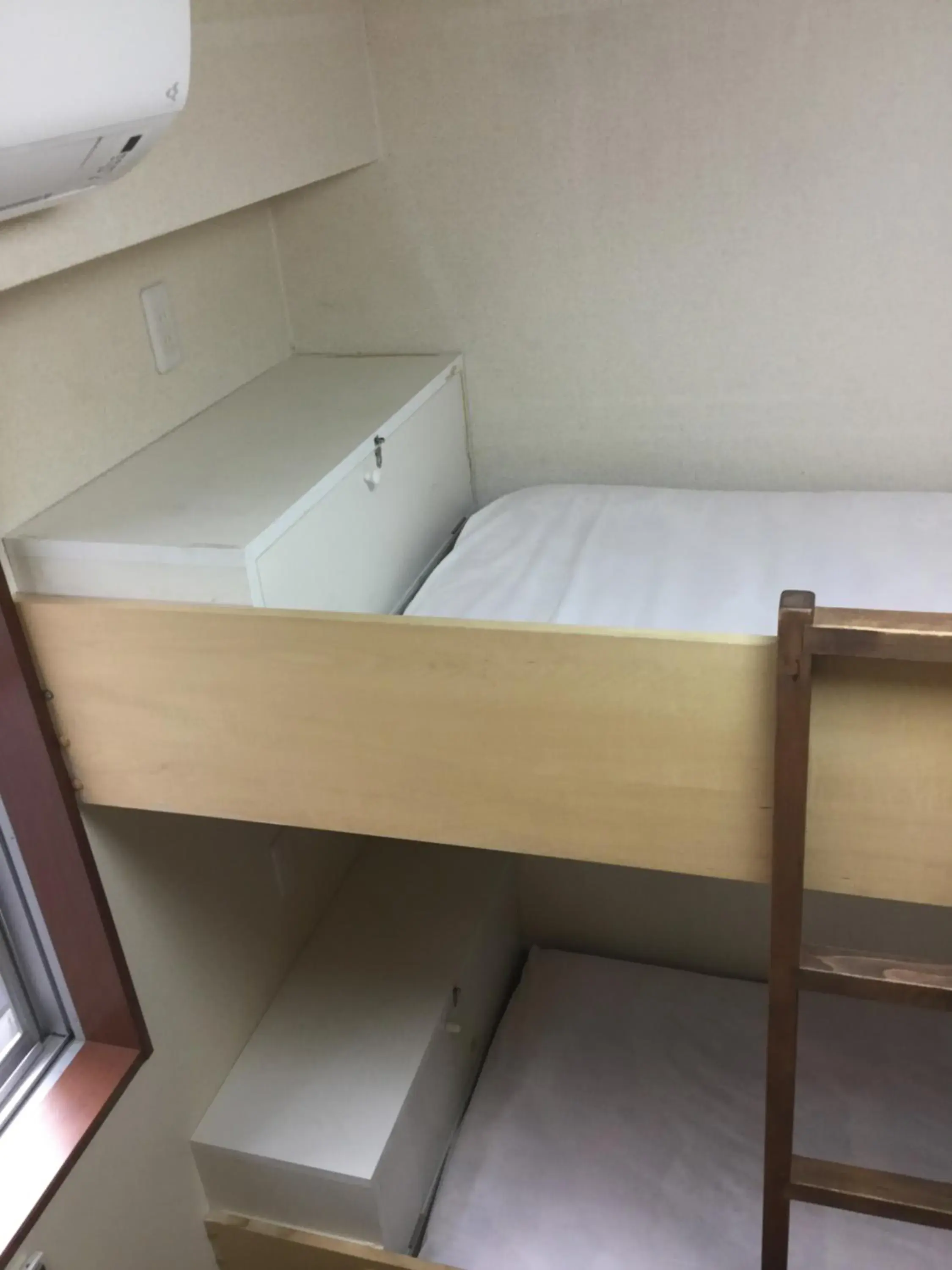 Bed in Yamate Rest House (Male Only) Bed in Yamate Rest House (Male Only)