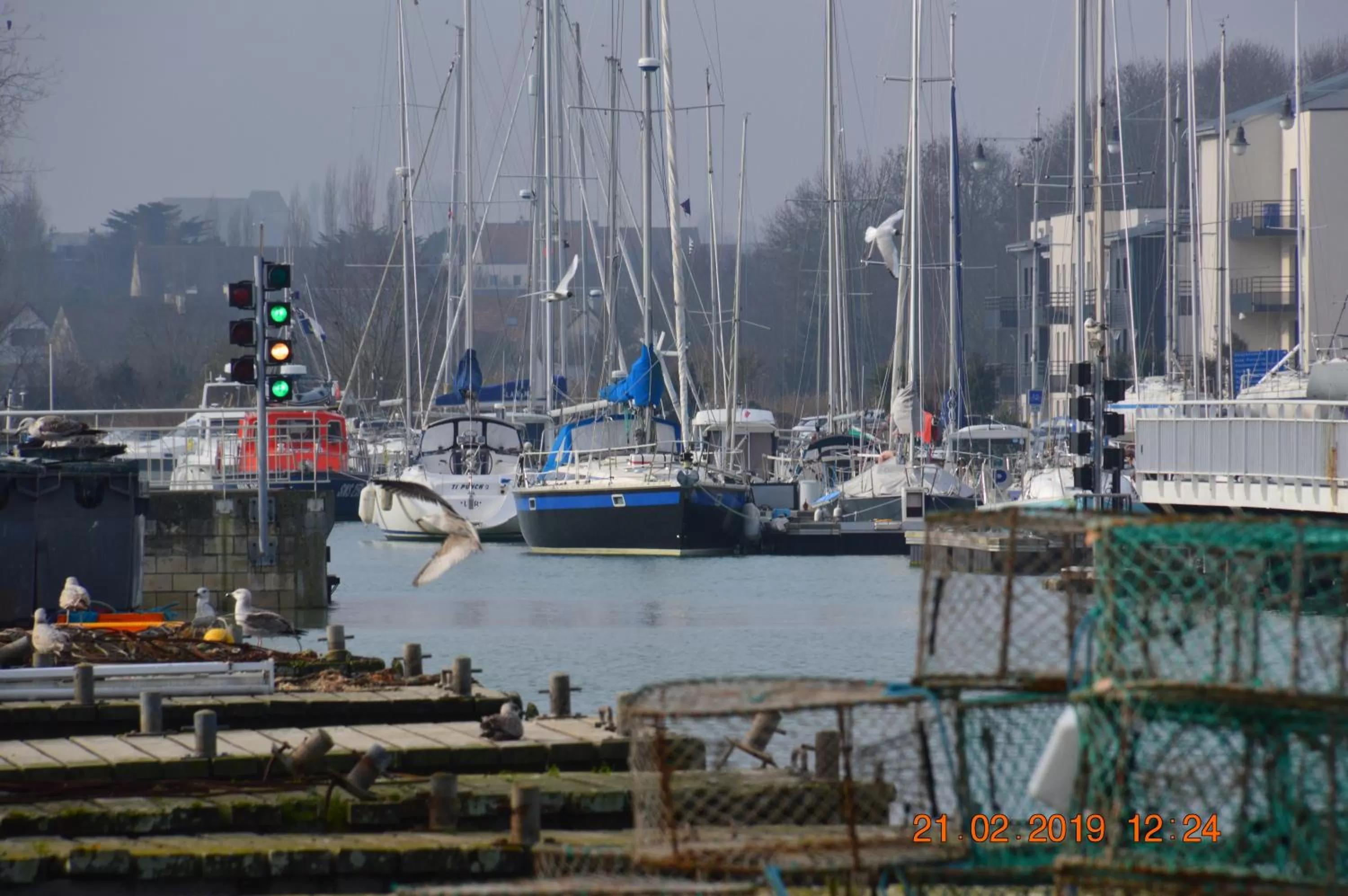 Neighbourhood in JOYEUX REVEIL