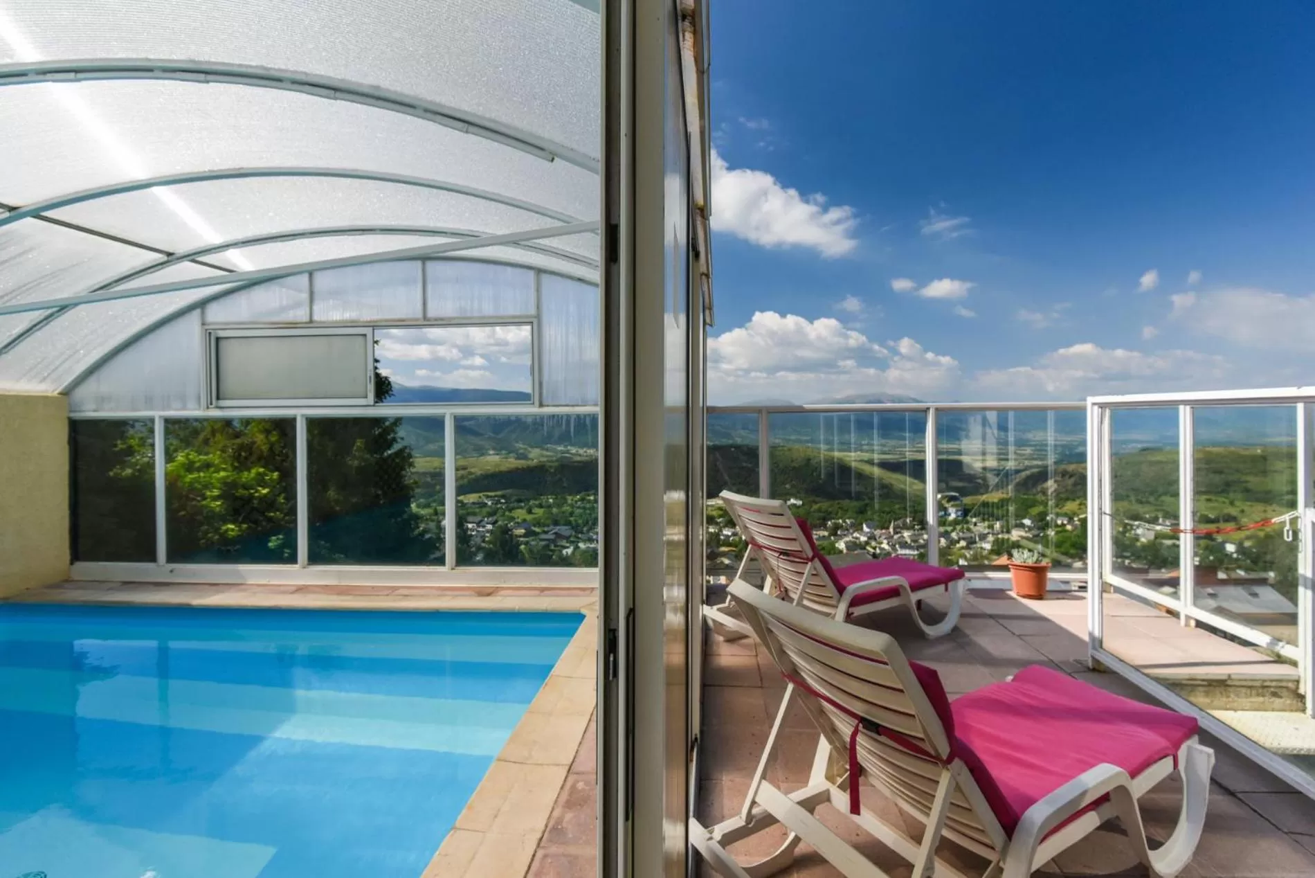 Spa and wellness centre/facilities, Swimming Pool in Hotel des Pyrénées