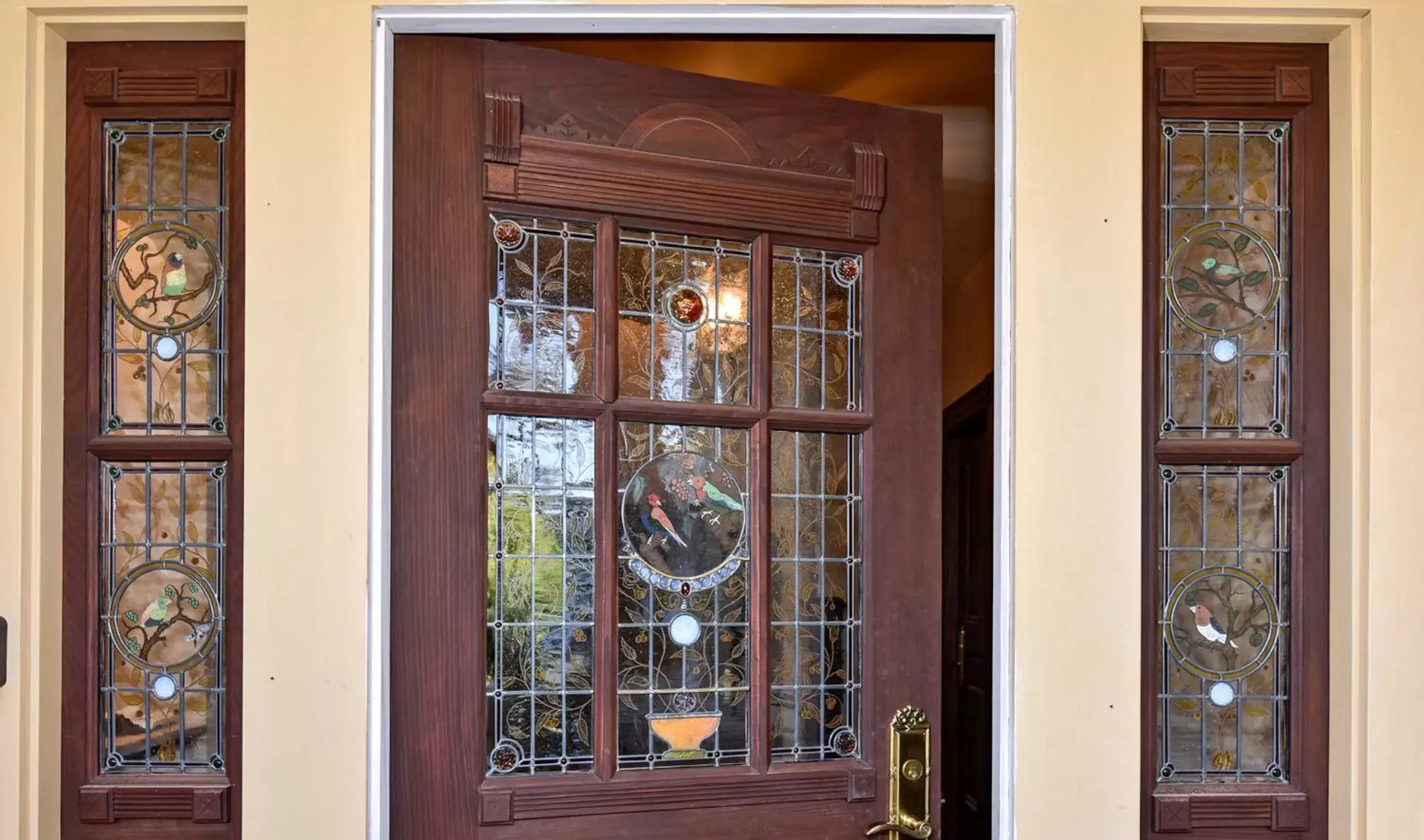 Facade/entrance in Blackbird Inn Facade/entrance in Blackbird Inn