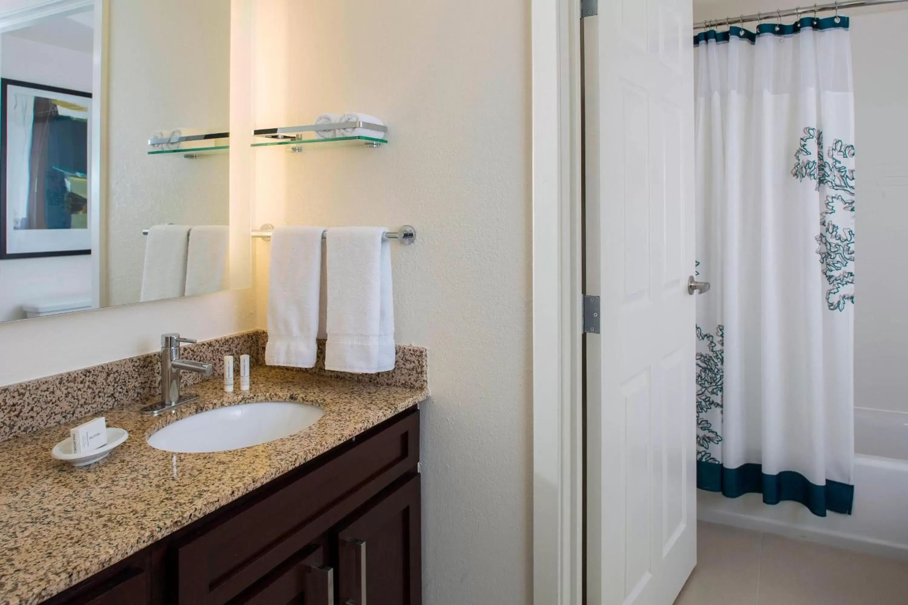 Bathroom in Residence Inn by Marriott New Orleans Metairie