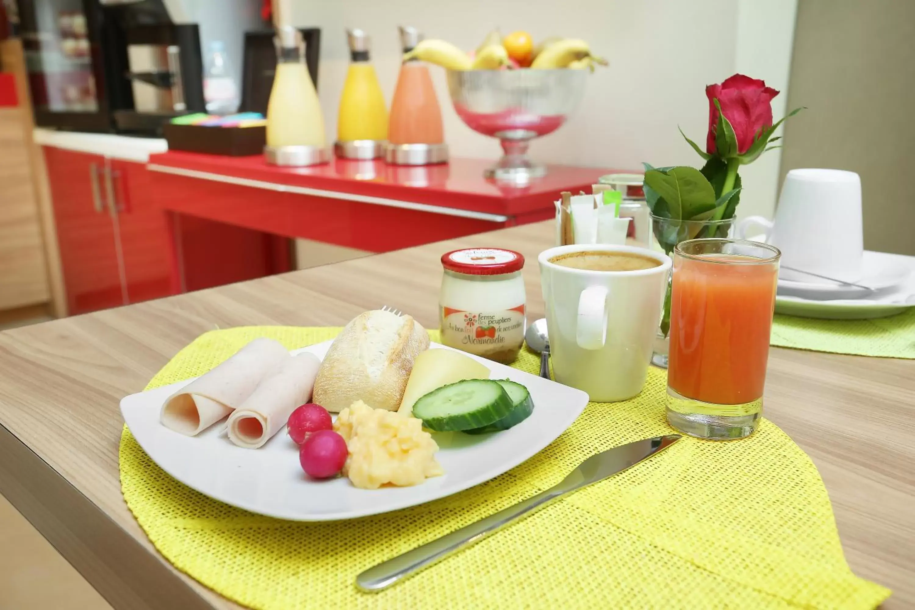 Continental breakfast, Breakfast in Le Grand Hôtel de Normandie