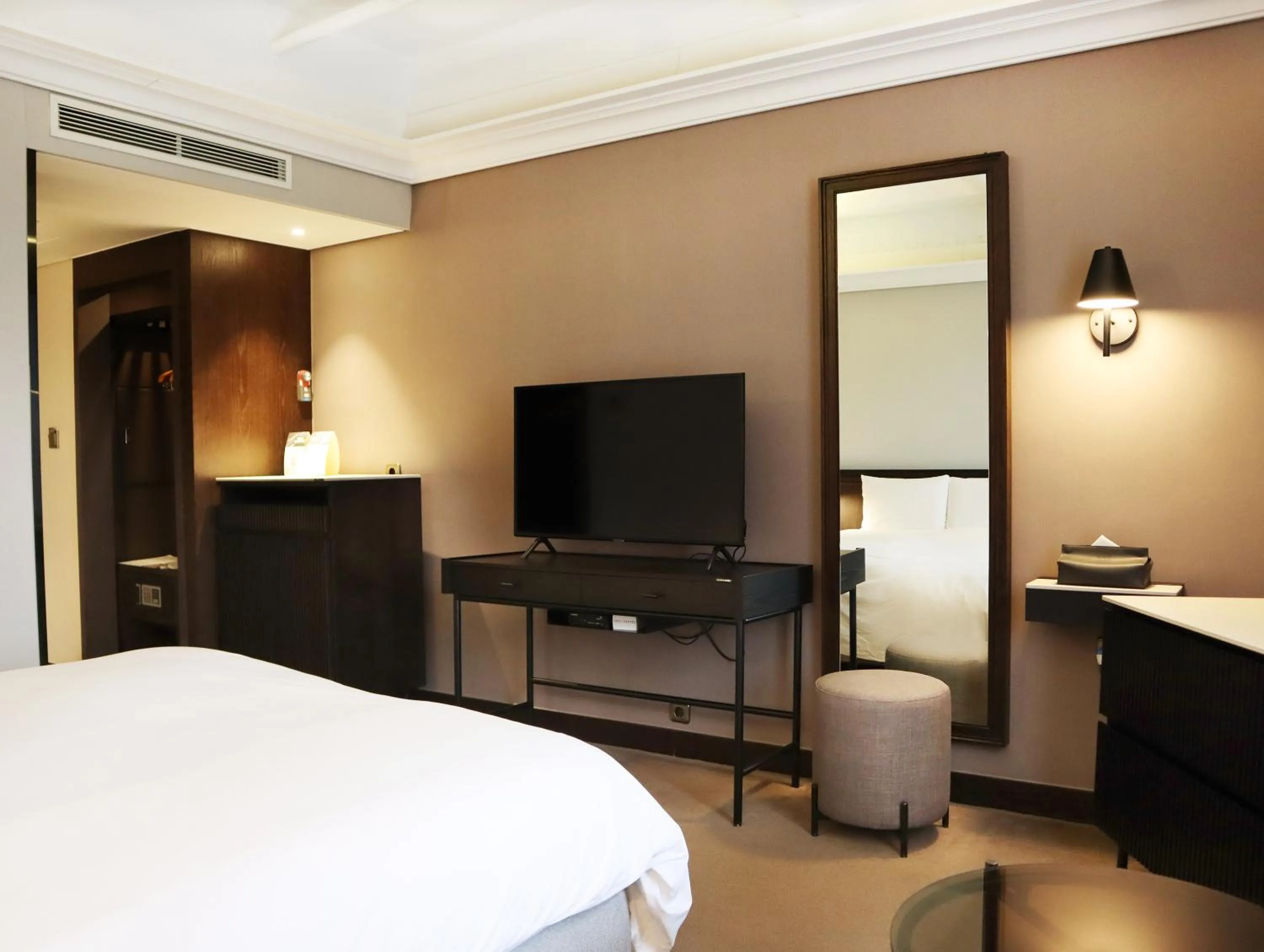 Bedroom, Bed in Maison Glad Jeju