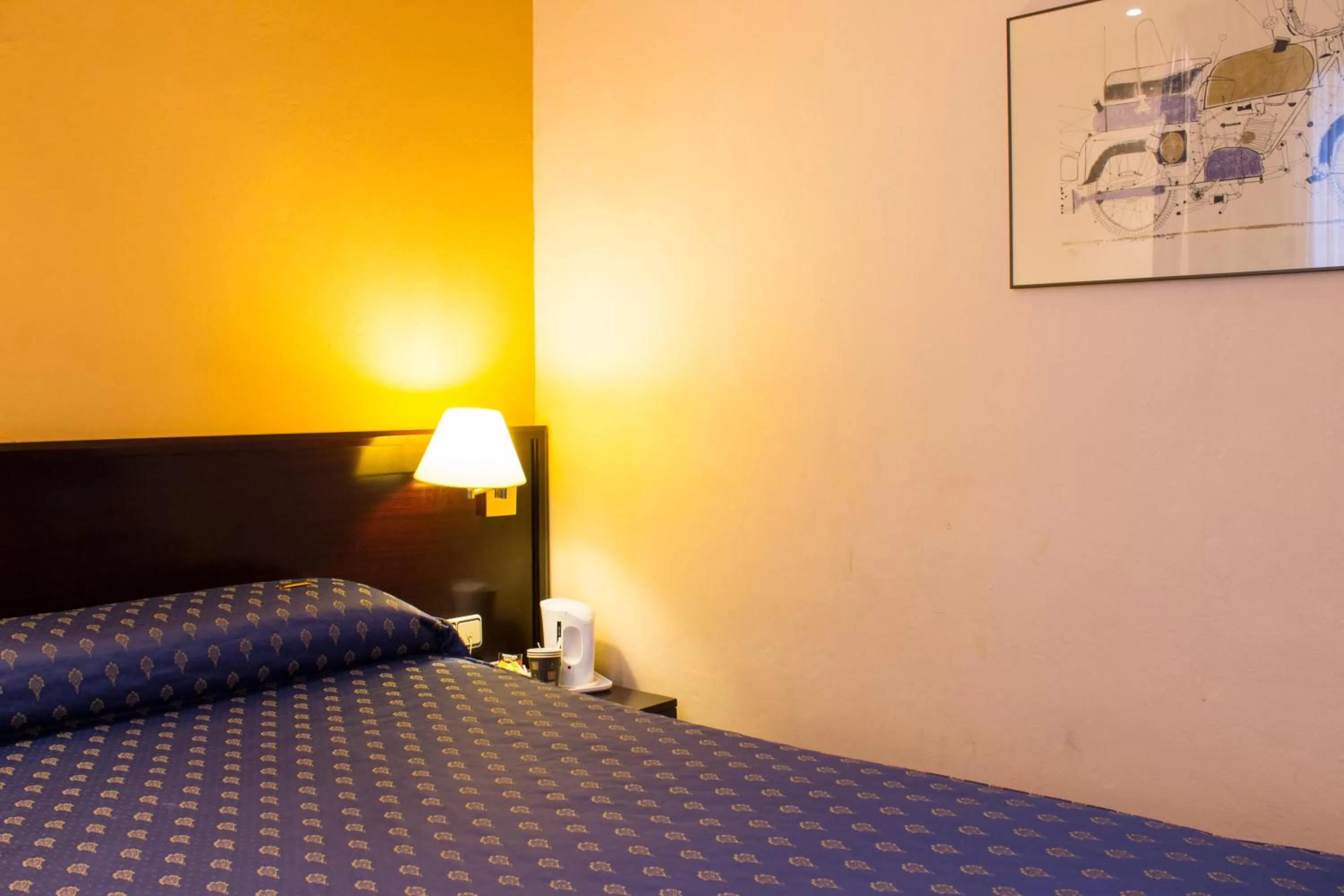 Bed in Atlantis by Atbcn