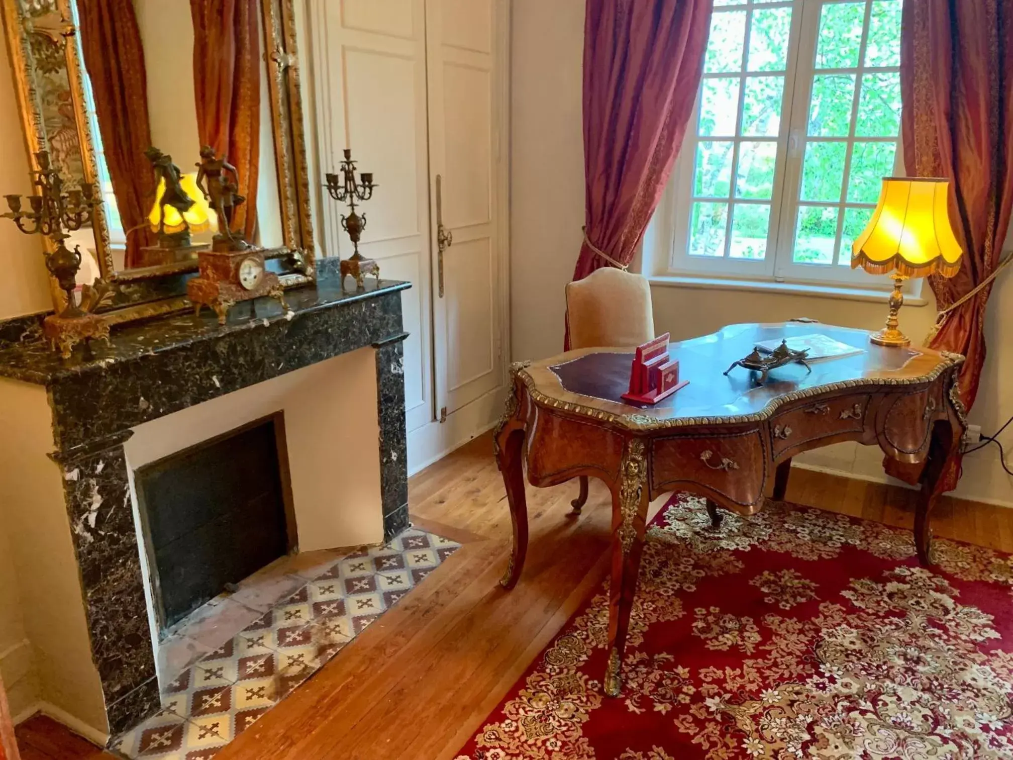 Dining Area in Château Ratou