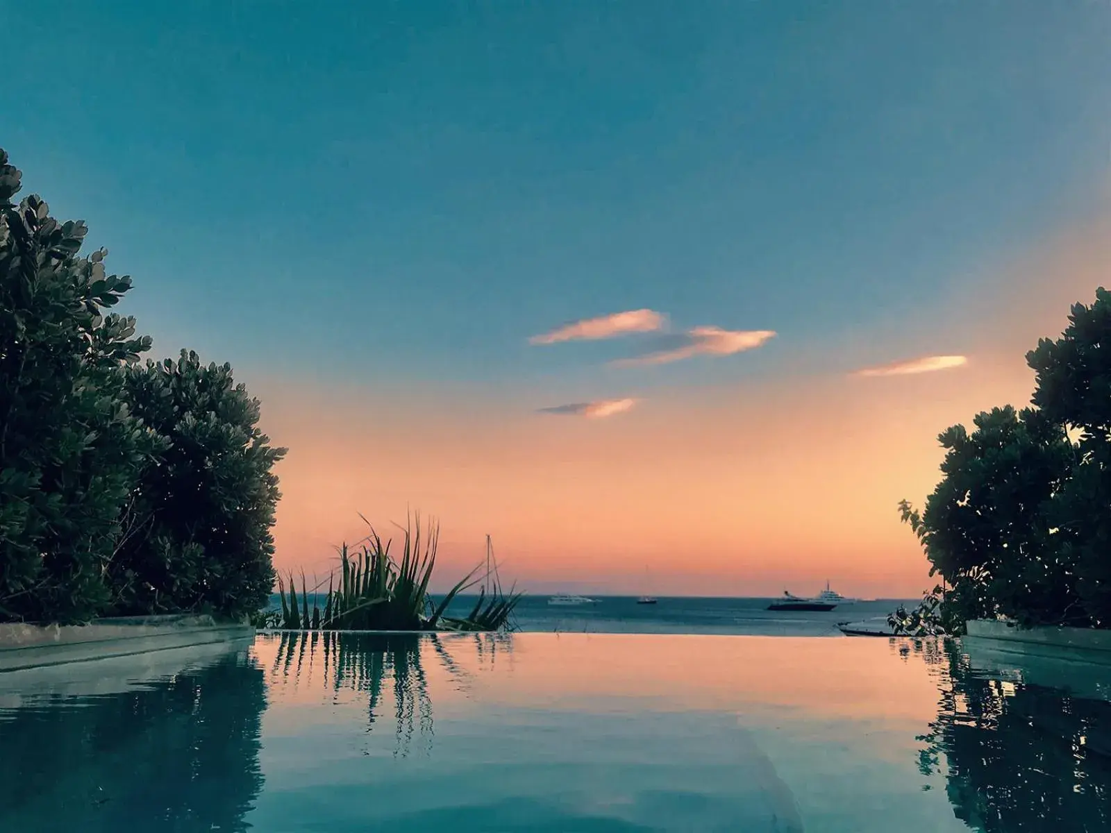 Natural landscape in Mykonos Dove Beachfront Hotel