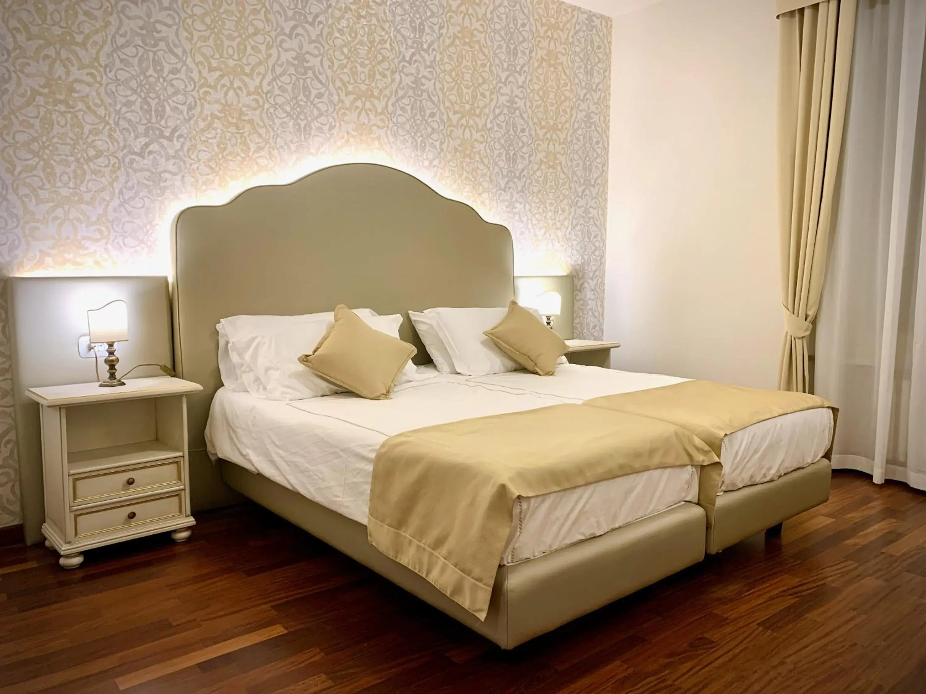 Bedroom, Bed in Albergo Ristorante Gardesana ***S