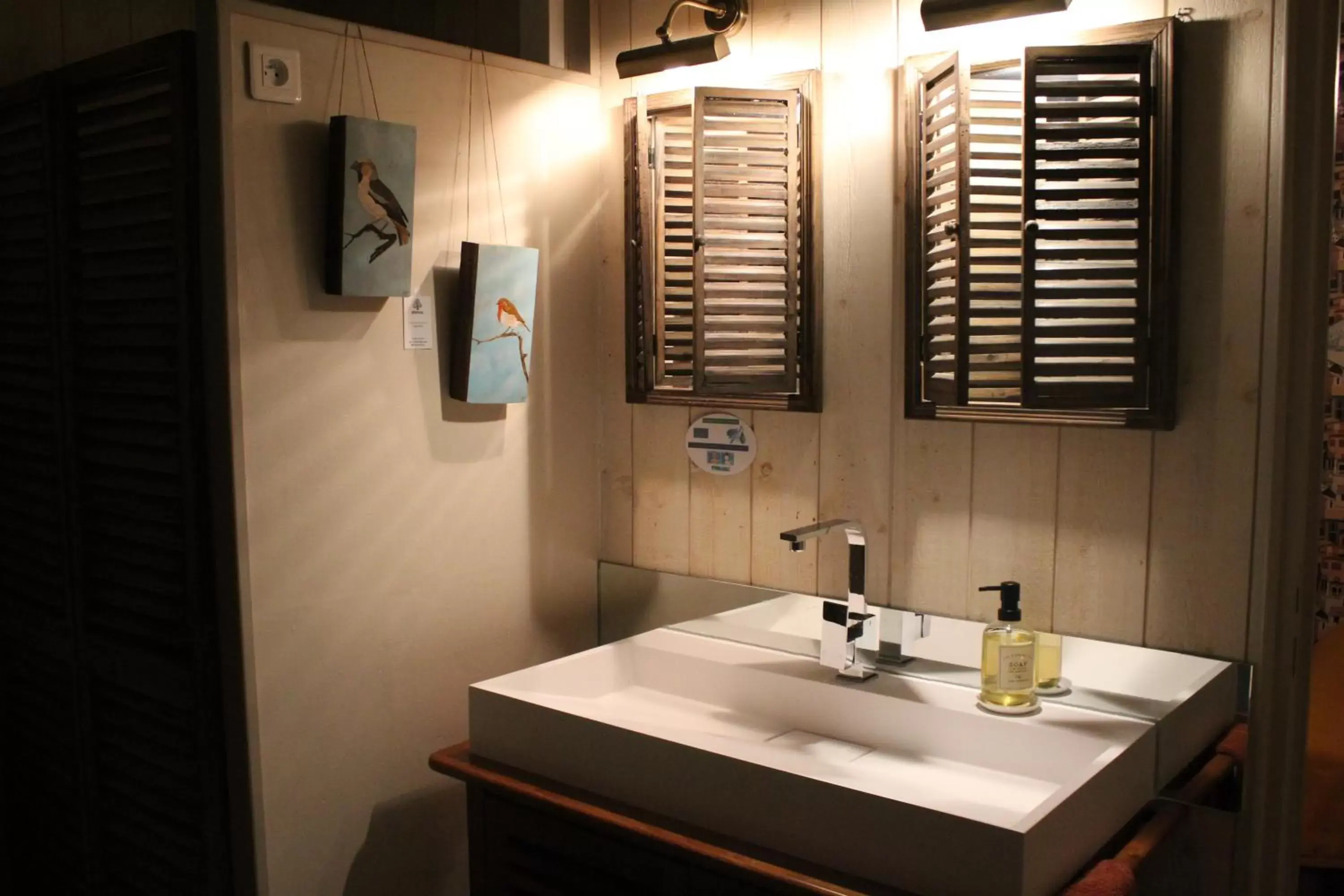 Bathroom in Suite en Terrasse à Cognac