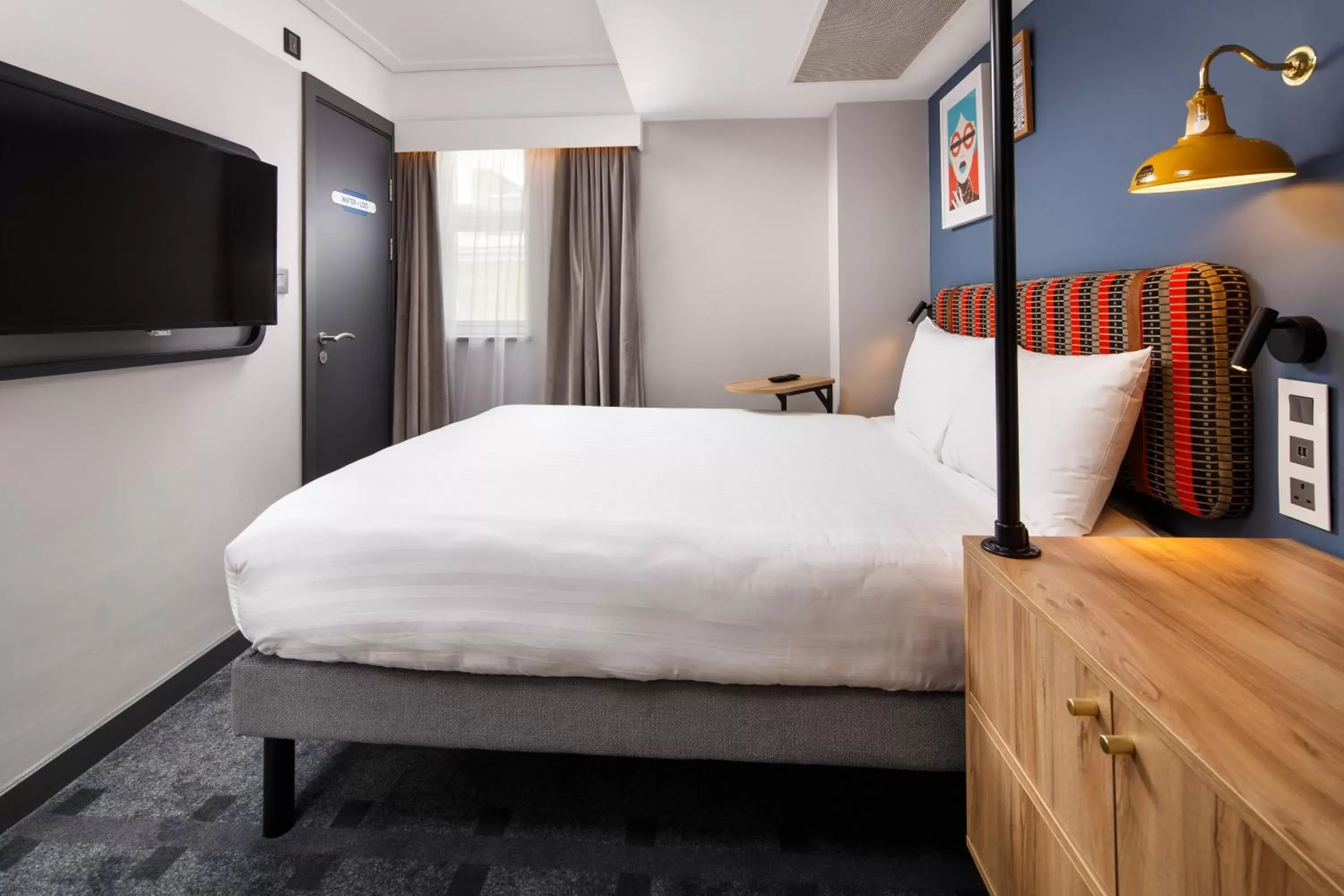 Bedroom, Bed in ibis Styles London Gloucester Road