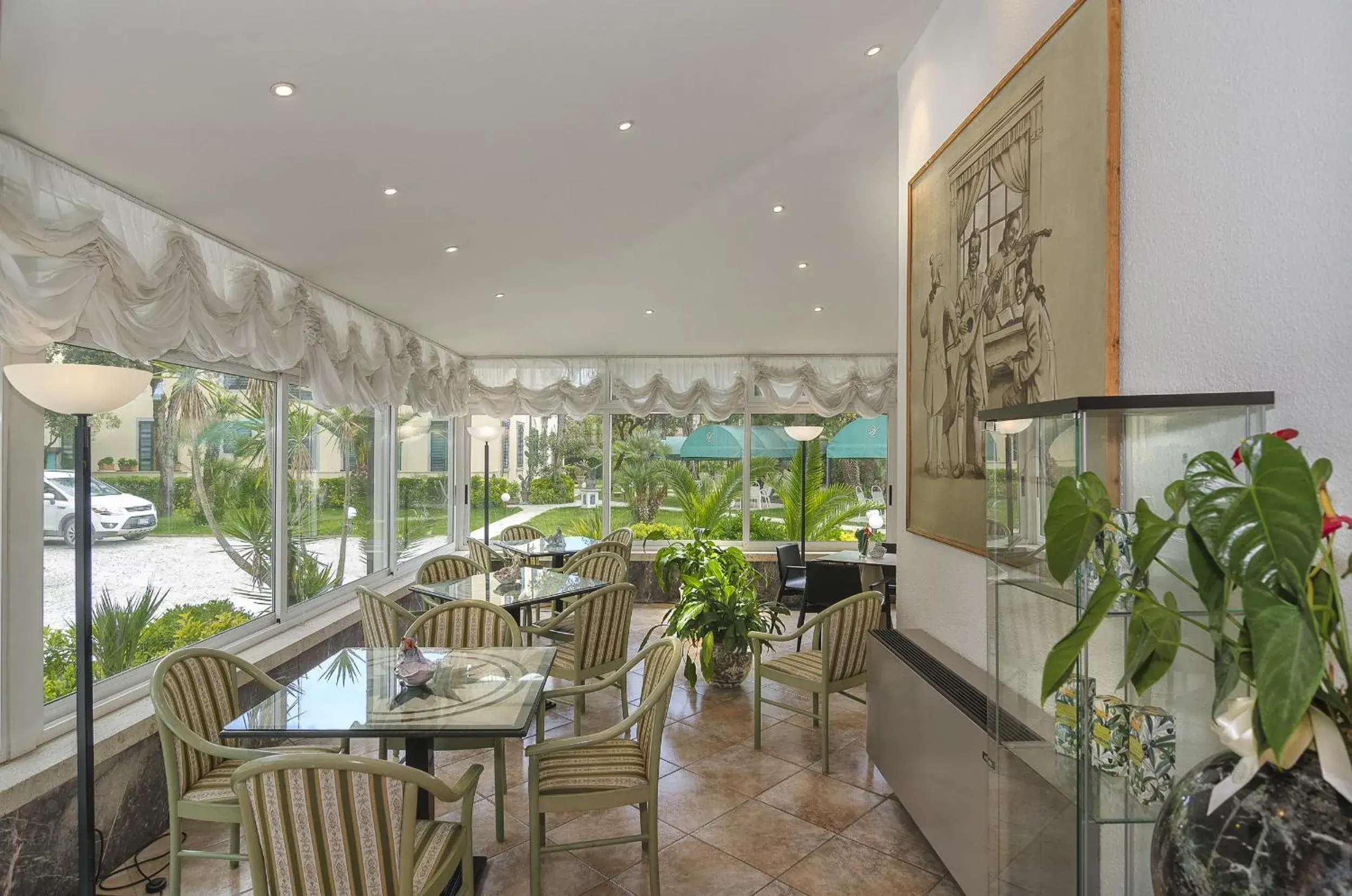 Lounge or bar, Restaurant/Places to Eat in Hotel Verdemare