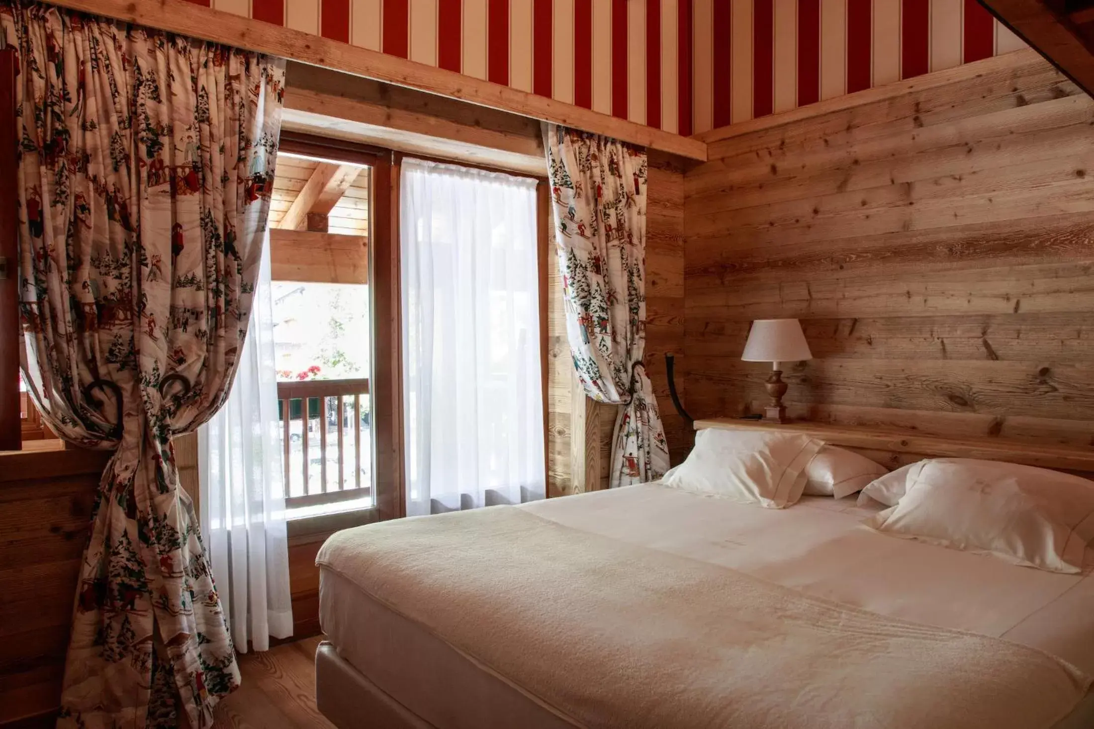 Bedroom, Bed in Auberge de La Maison