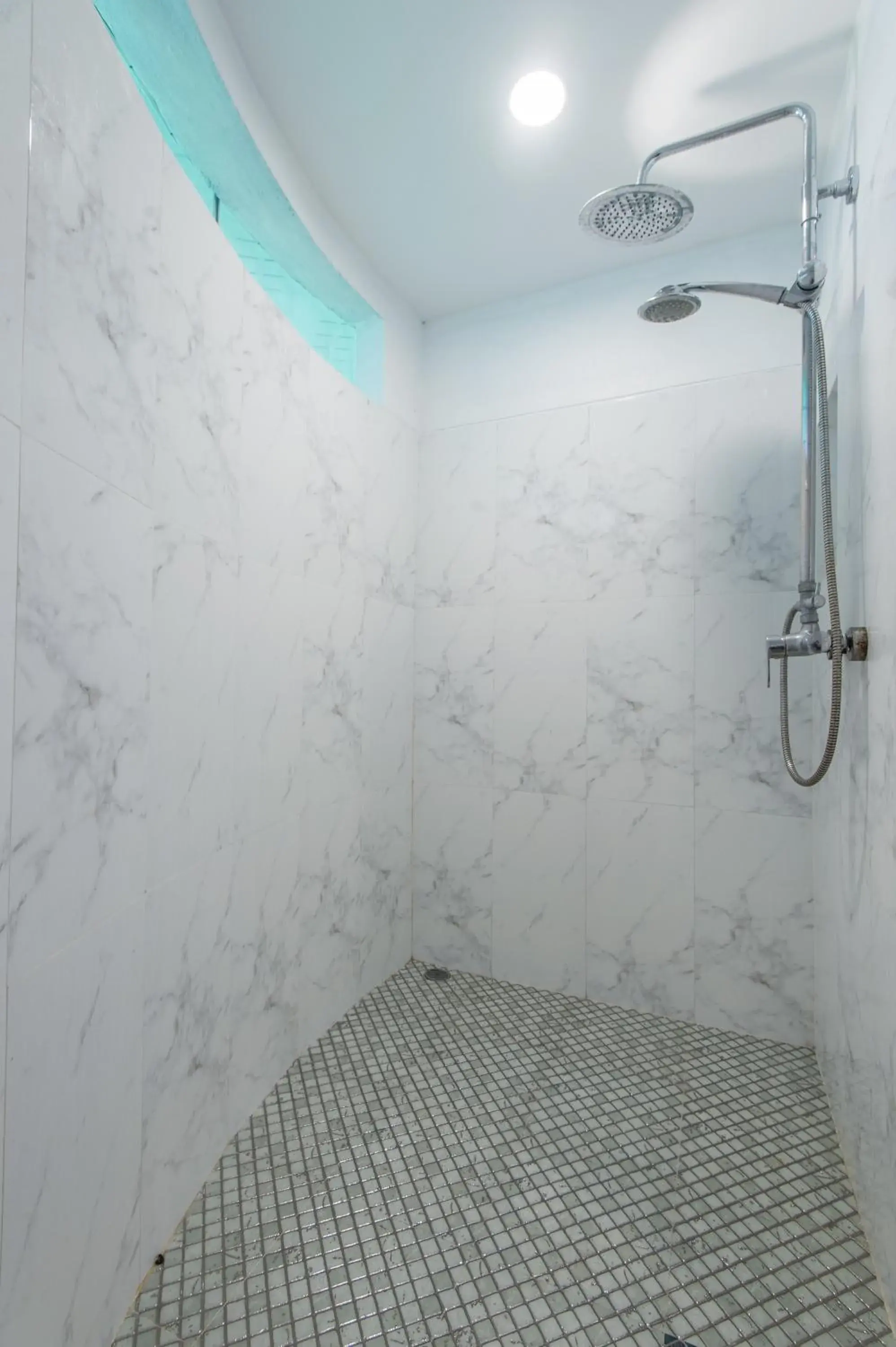 Shower, Bathroom in Twin Bay Resort - SHA Extra Plus