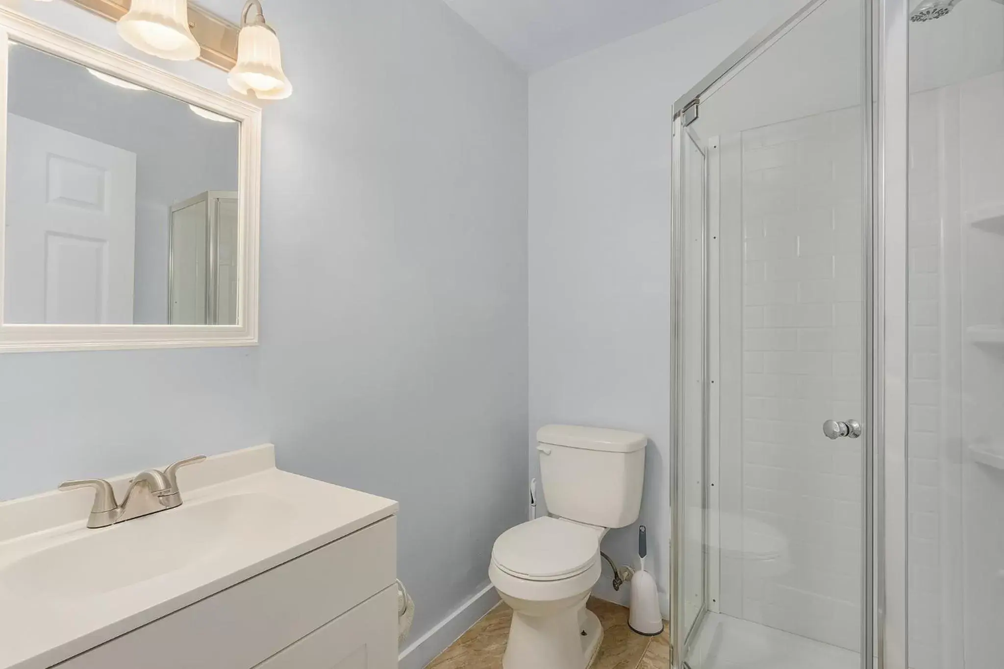 Deluxe Suite - single occupancy in Matlacha on Shoreview Deluxe Suite - single occupancy in Matlacha on Shoreview