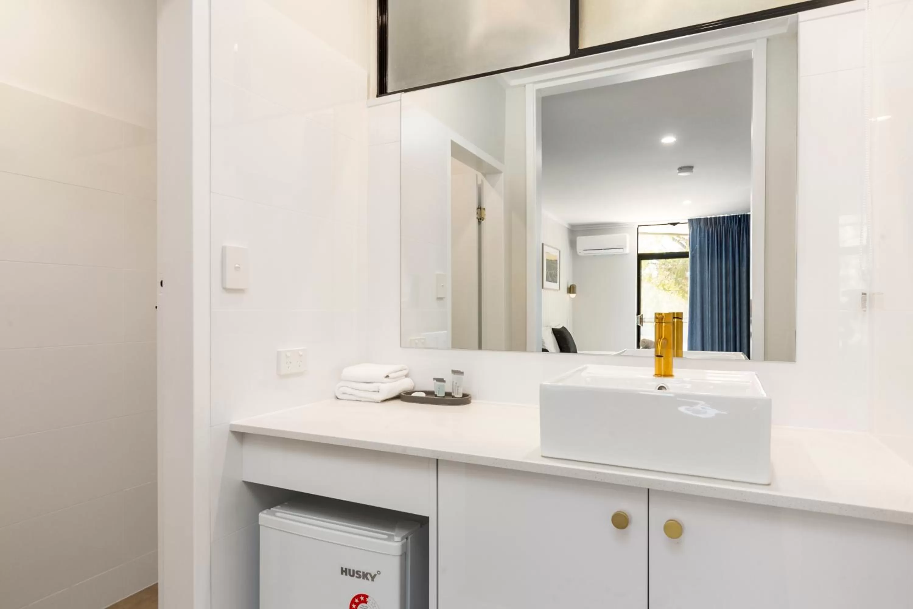 Bathroom in The Wine Vine Hotel