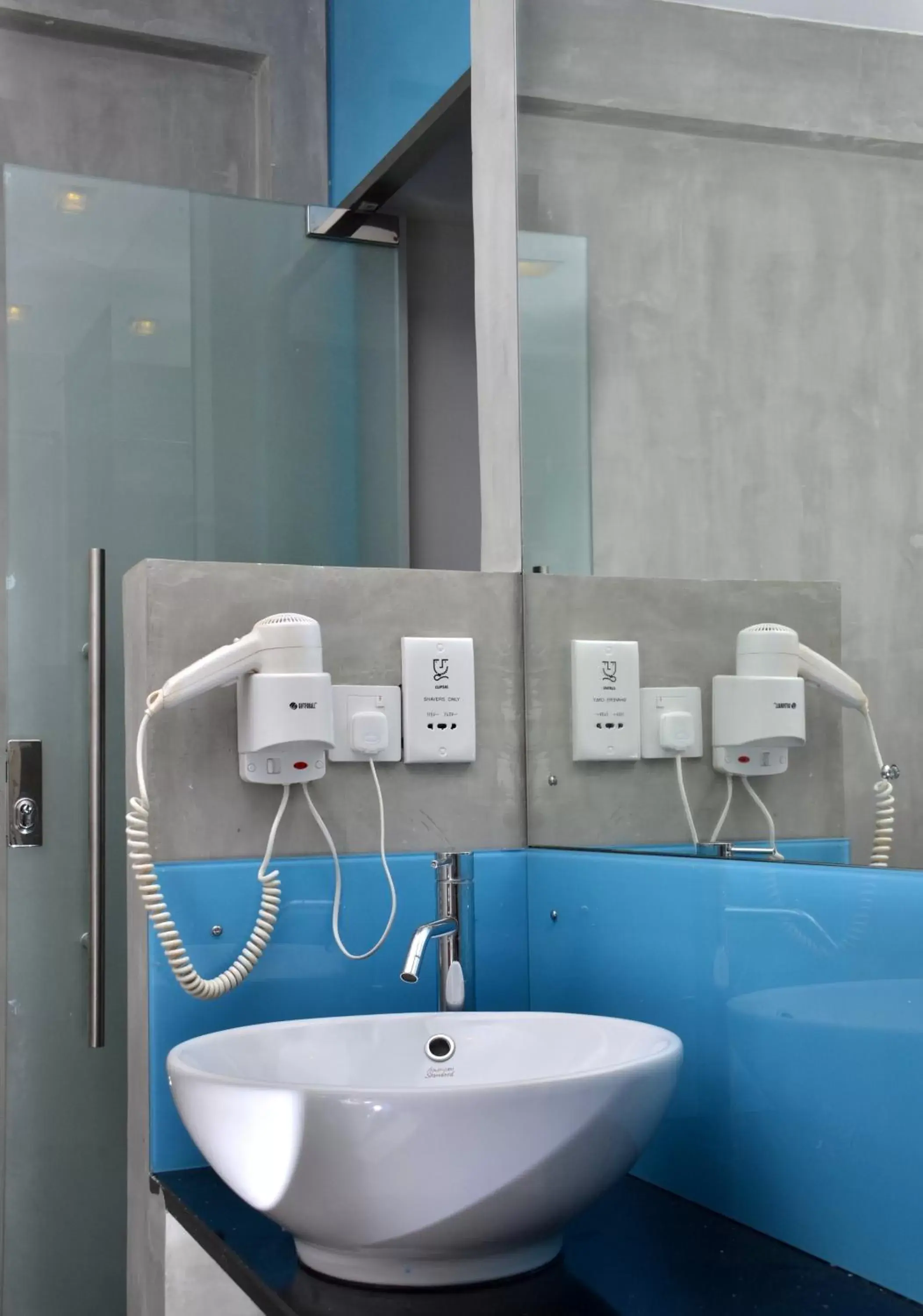 Bathroom in Hotel Topaz