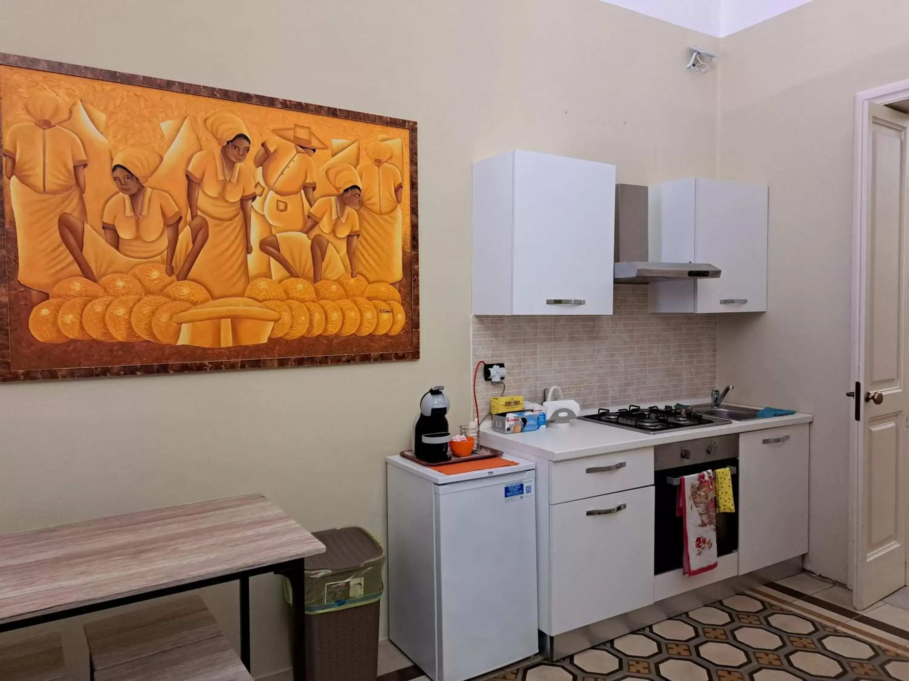 Bedroom, Kitchen/Kitchenette in iLCastellano - Suites & Apartments