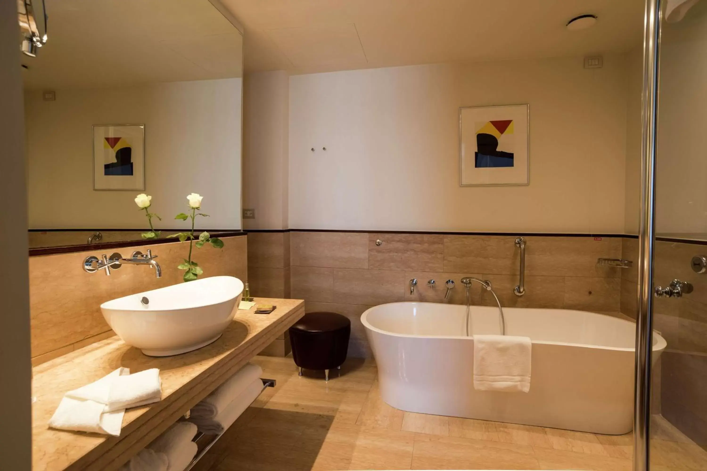 Shower, Bathroom in Hilton Florence Metropole