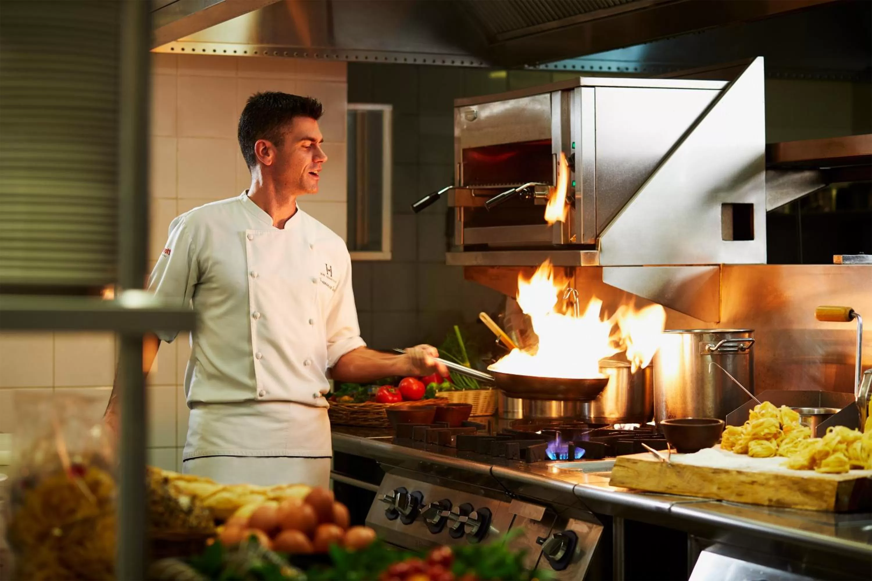 Restaurant/places to eat in The Hermitage, A Tribute Portfolio Hotel, Jakarta