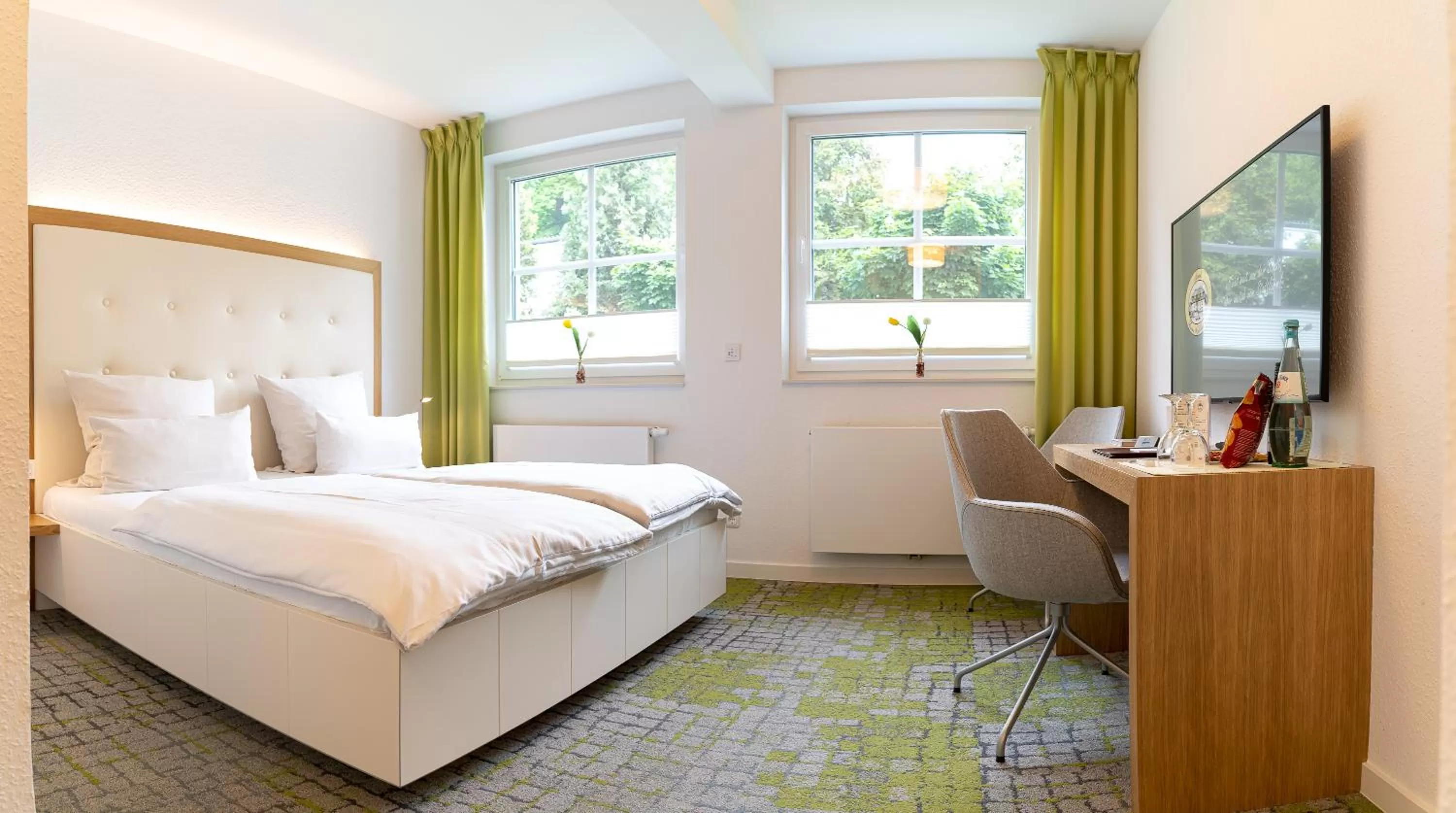 Photo of the whole room, Bed in Hotel zum Kuhhirten